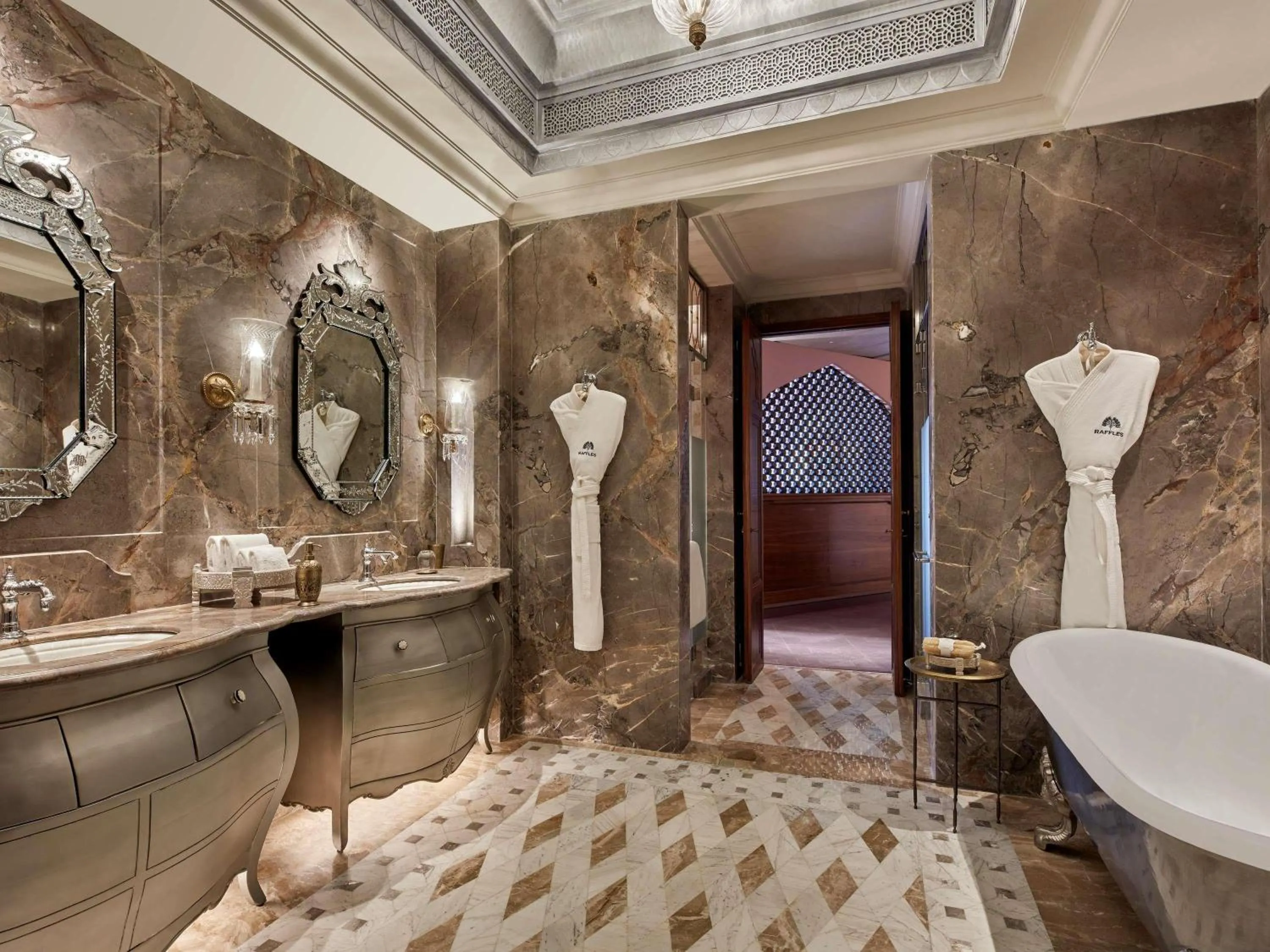 Bedroom in Raffles Jaipur