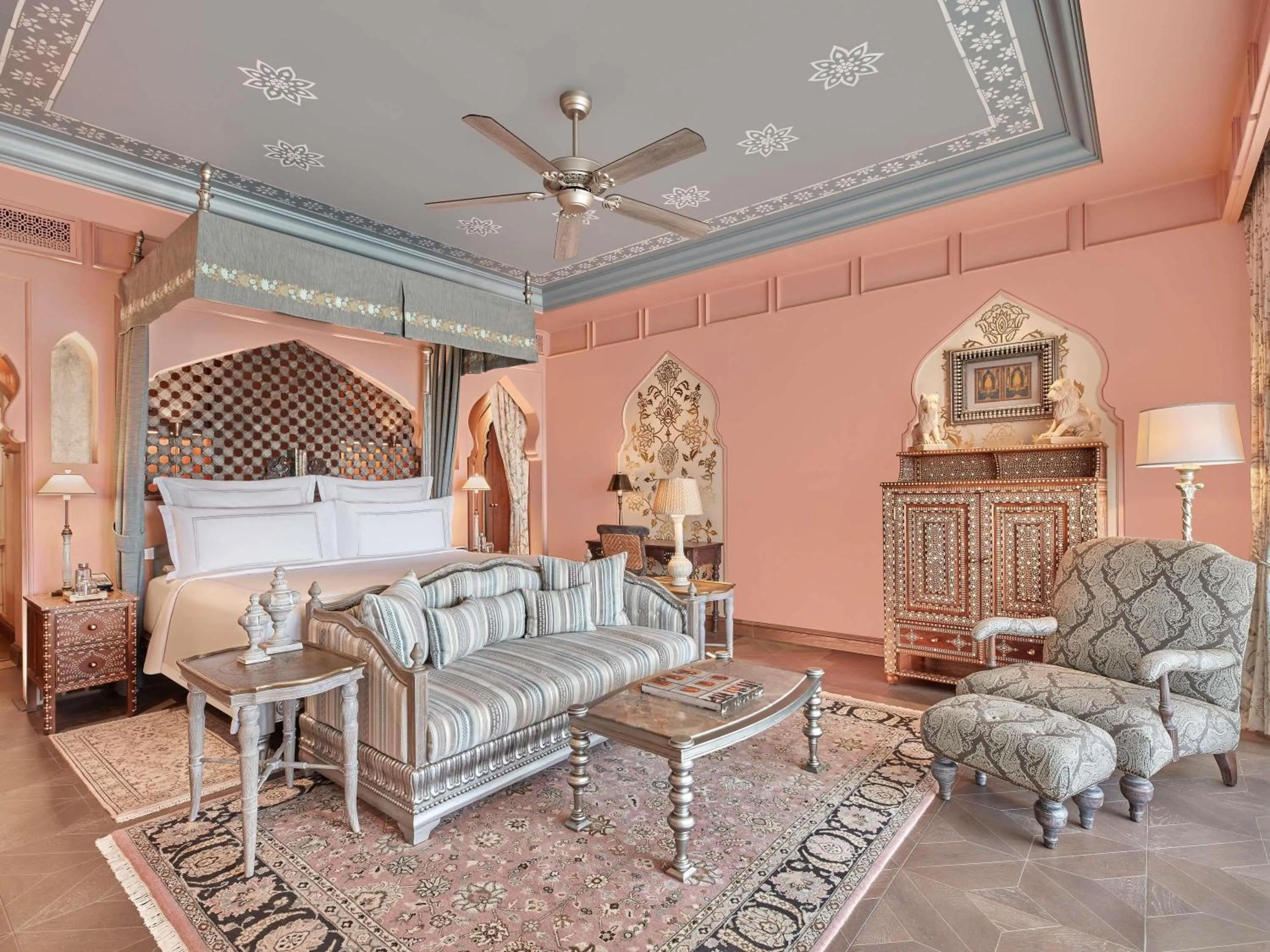 Bedroom in Raffles Jaipur