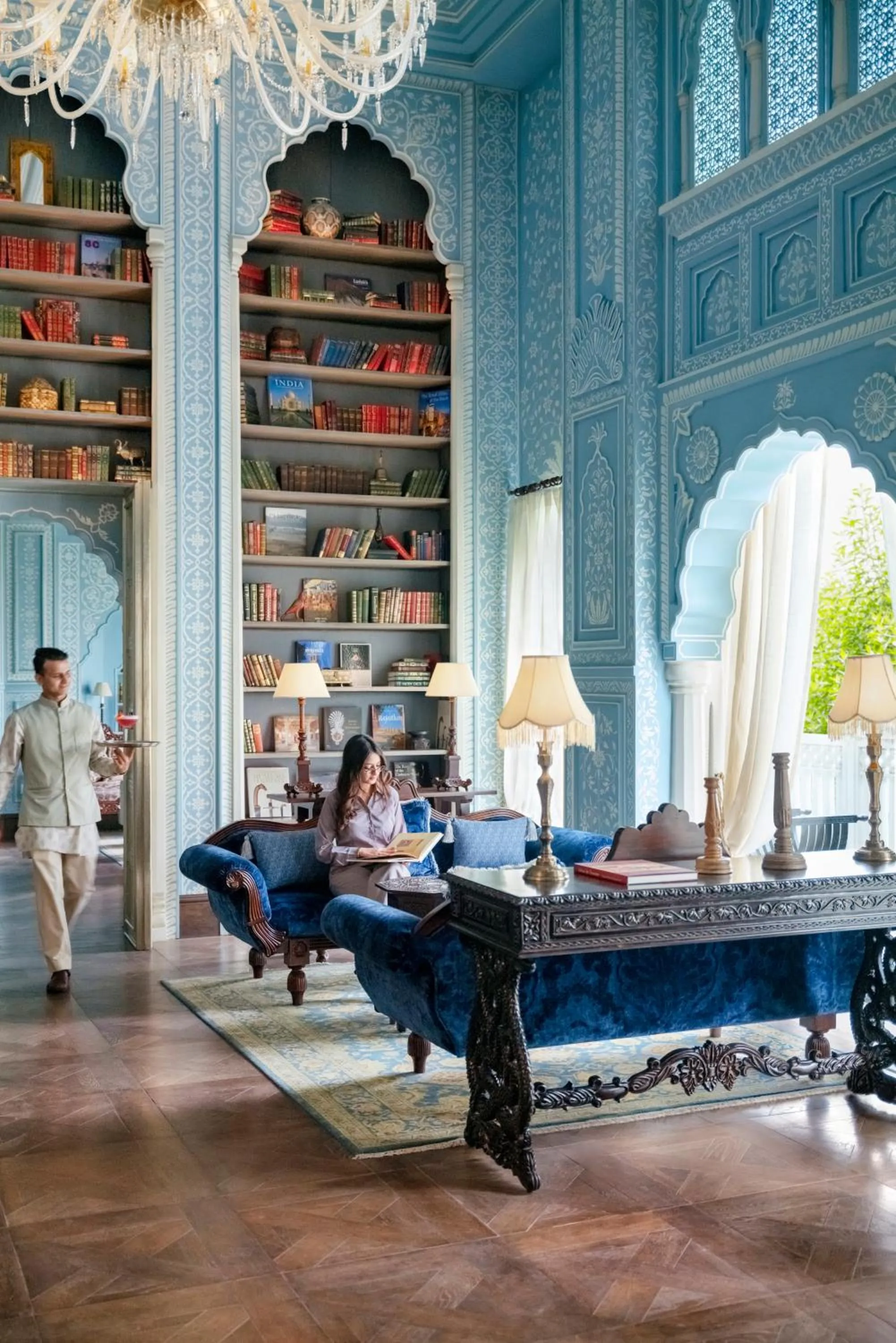 Lounge or bar in Raffles Jaipur