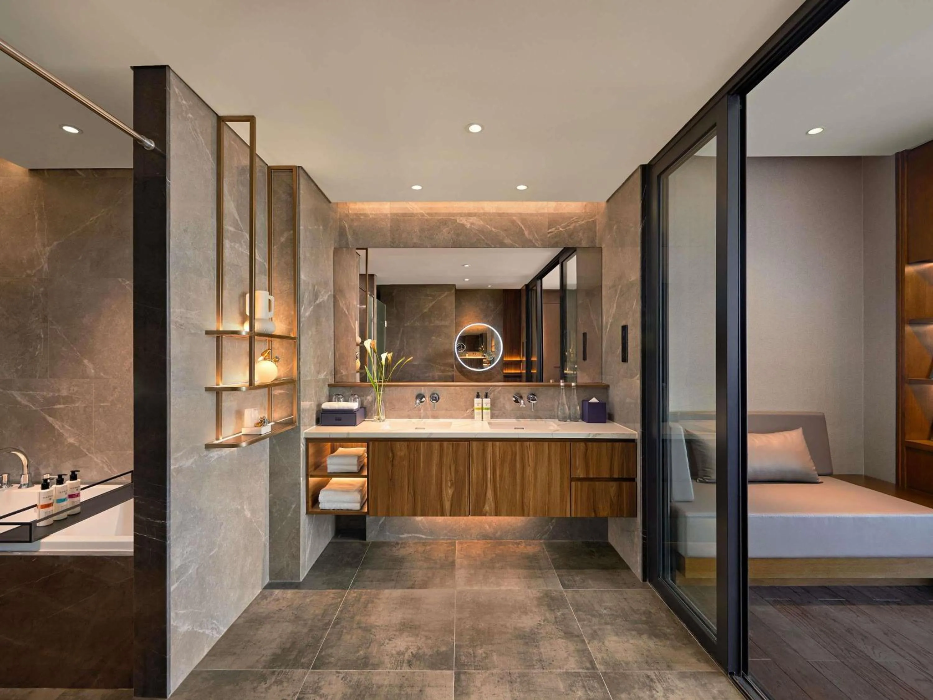 Bedroom, Bed in Pullman Hai Phong Grand Hotel