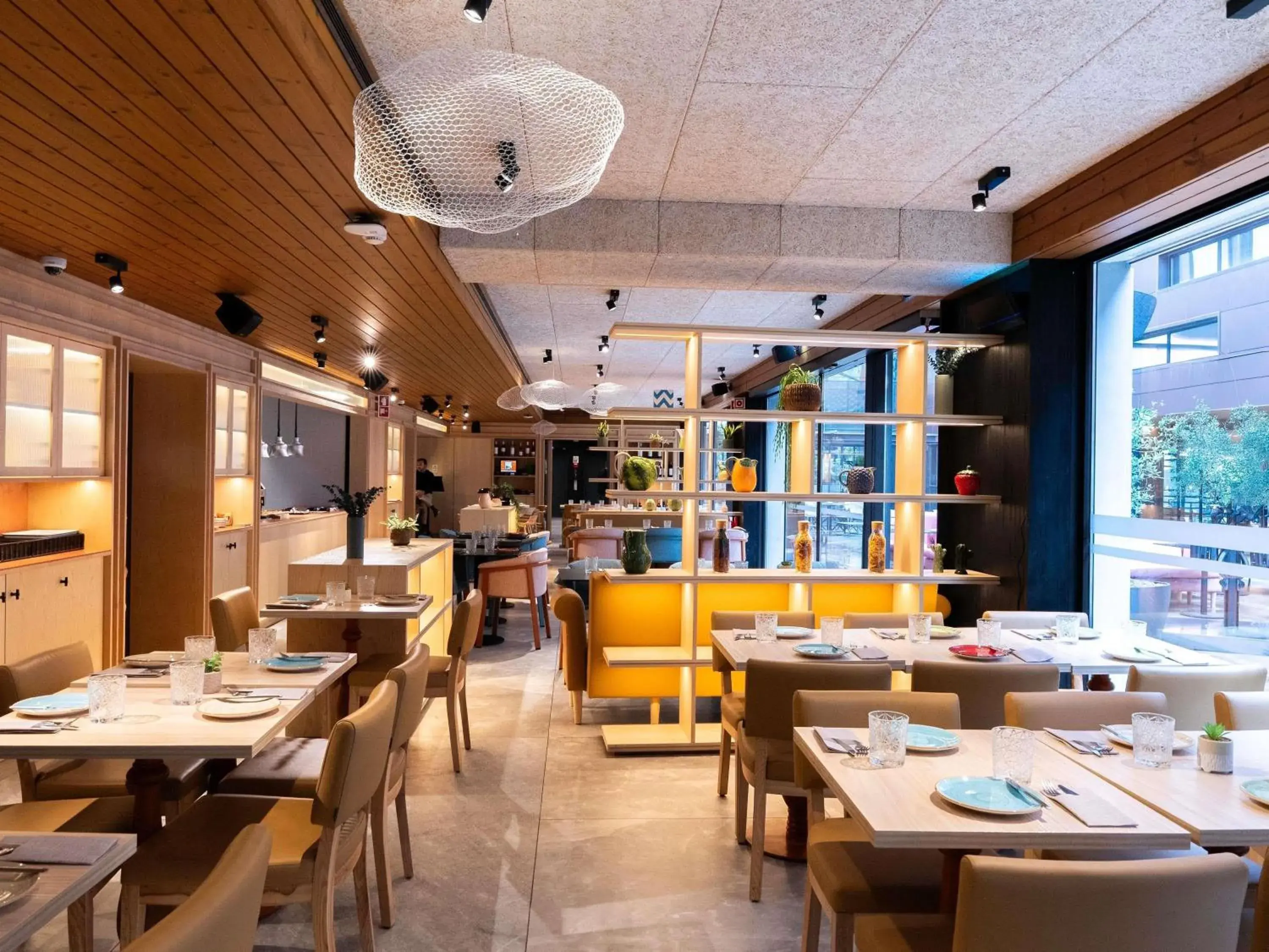 Restaurant/places to eat in ibis Styles Lisboa Aeroporto Restaurant/places to eat in ibis Styles Lisboa Aeroporto