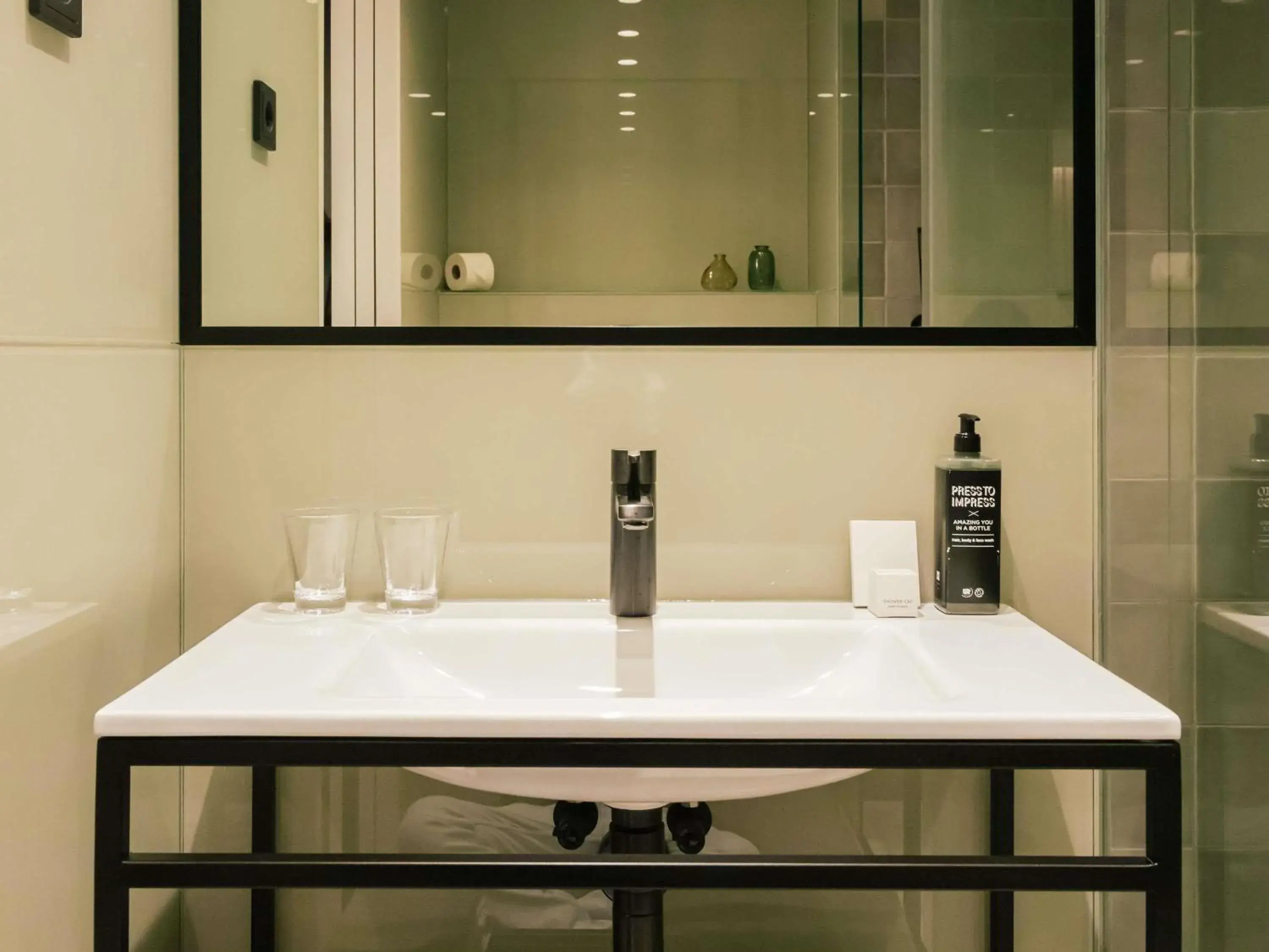 Bedroom in ibis Styles Lisboa Aeroporto Bedroom in ibis Styles Lisboa Aeroporto