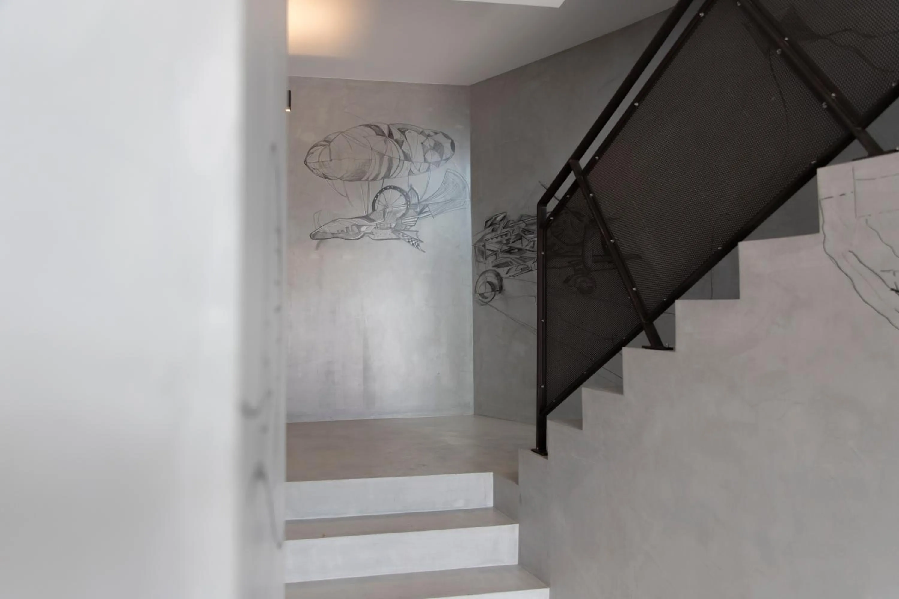 Decorative detail in ibis Styles Lisboa Aeroporto