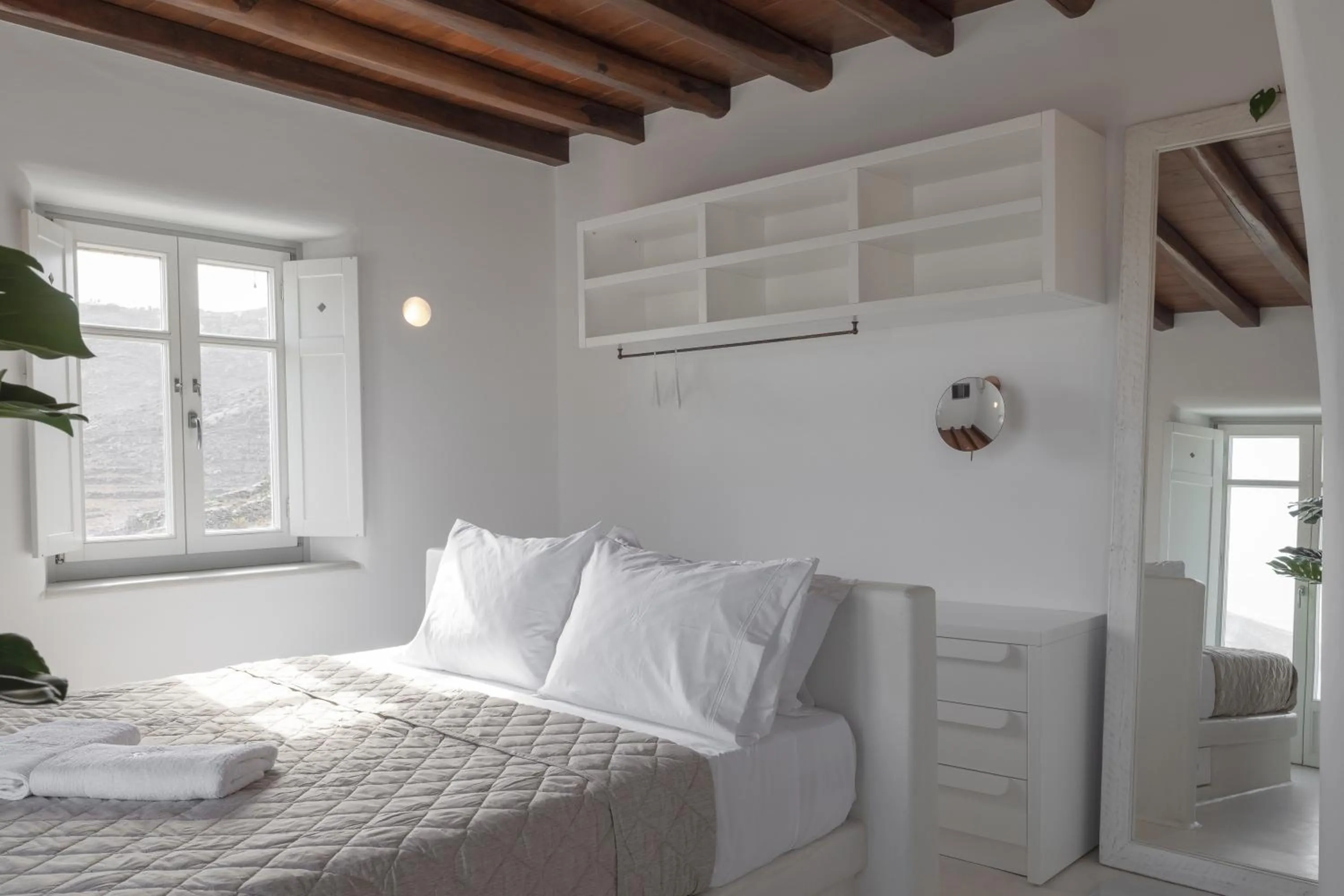Bed in Ortygia Suites