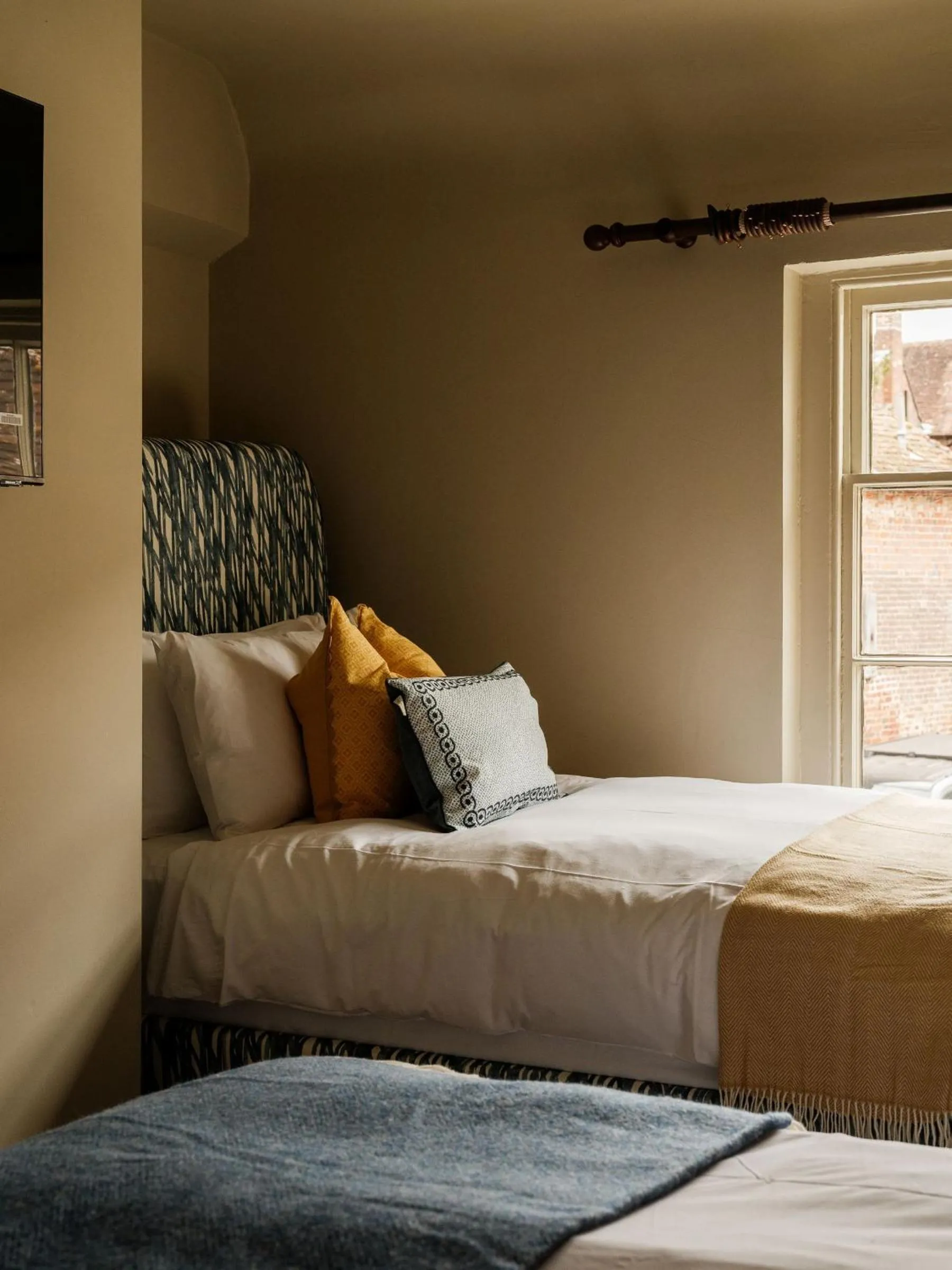 Bedroom, Bed in The Fleur de Lys