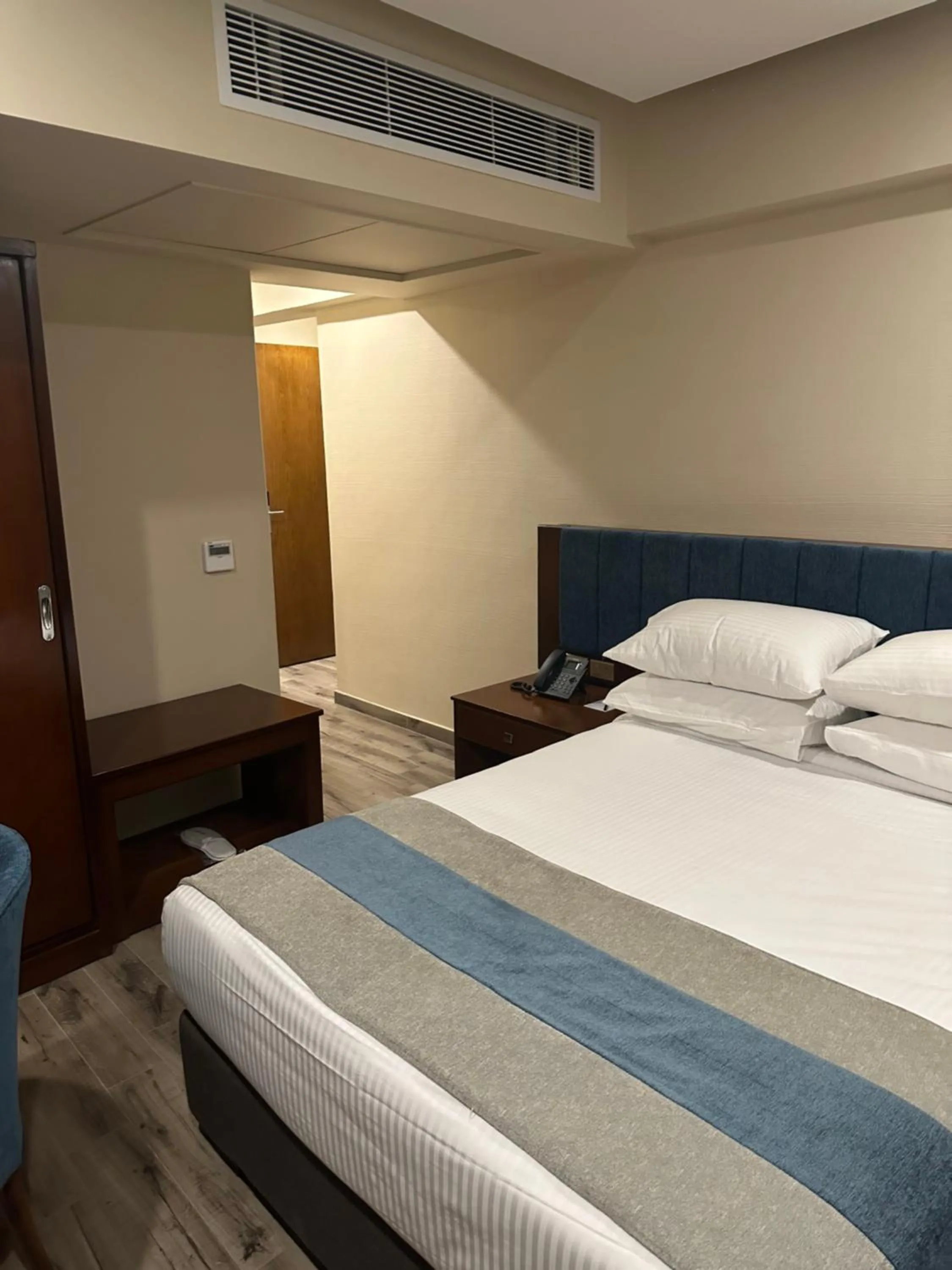 Bed in Stay Inn Pyramids Hotel