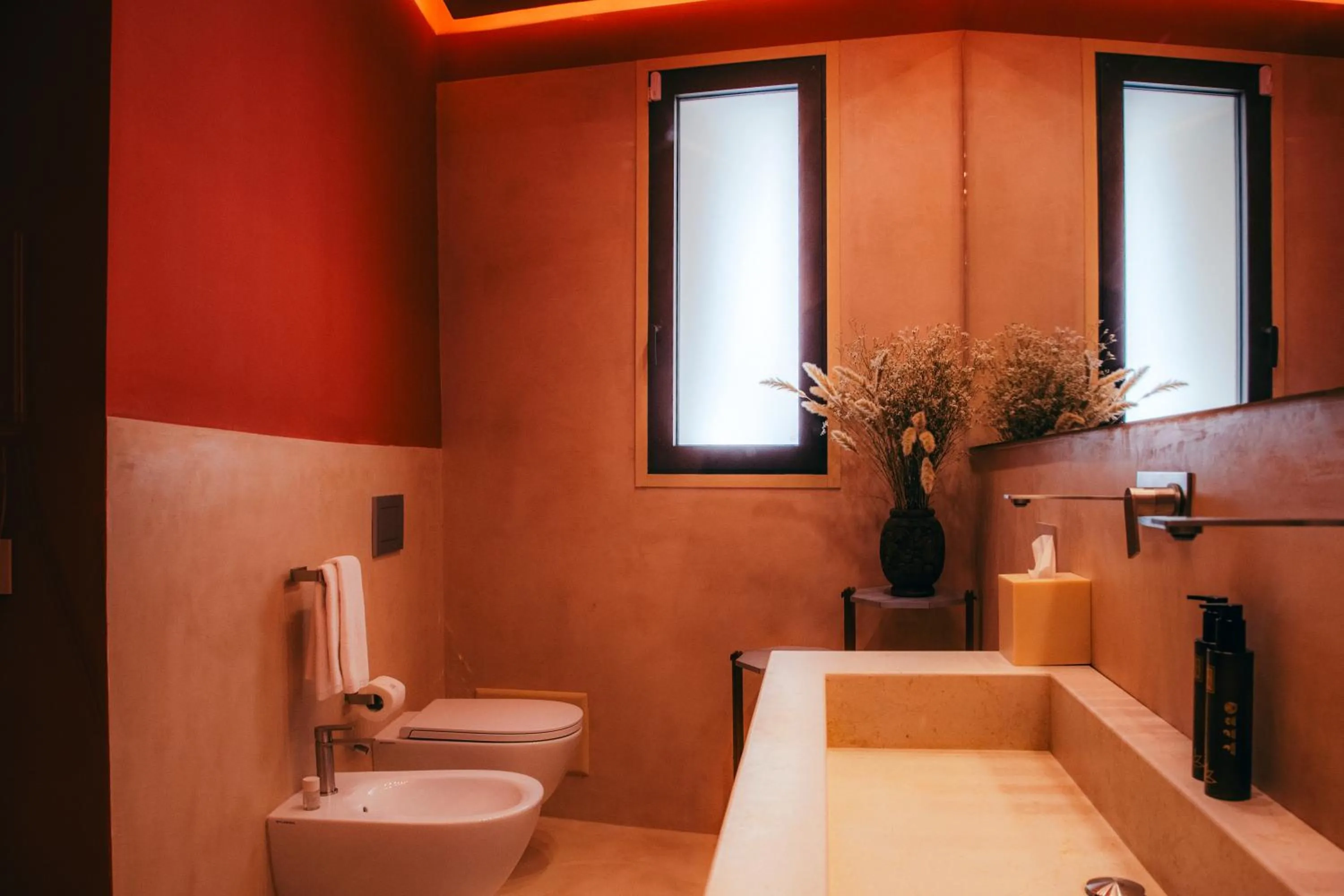 Bathroom in Fiermonte Museum by La Fiermontina