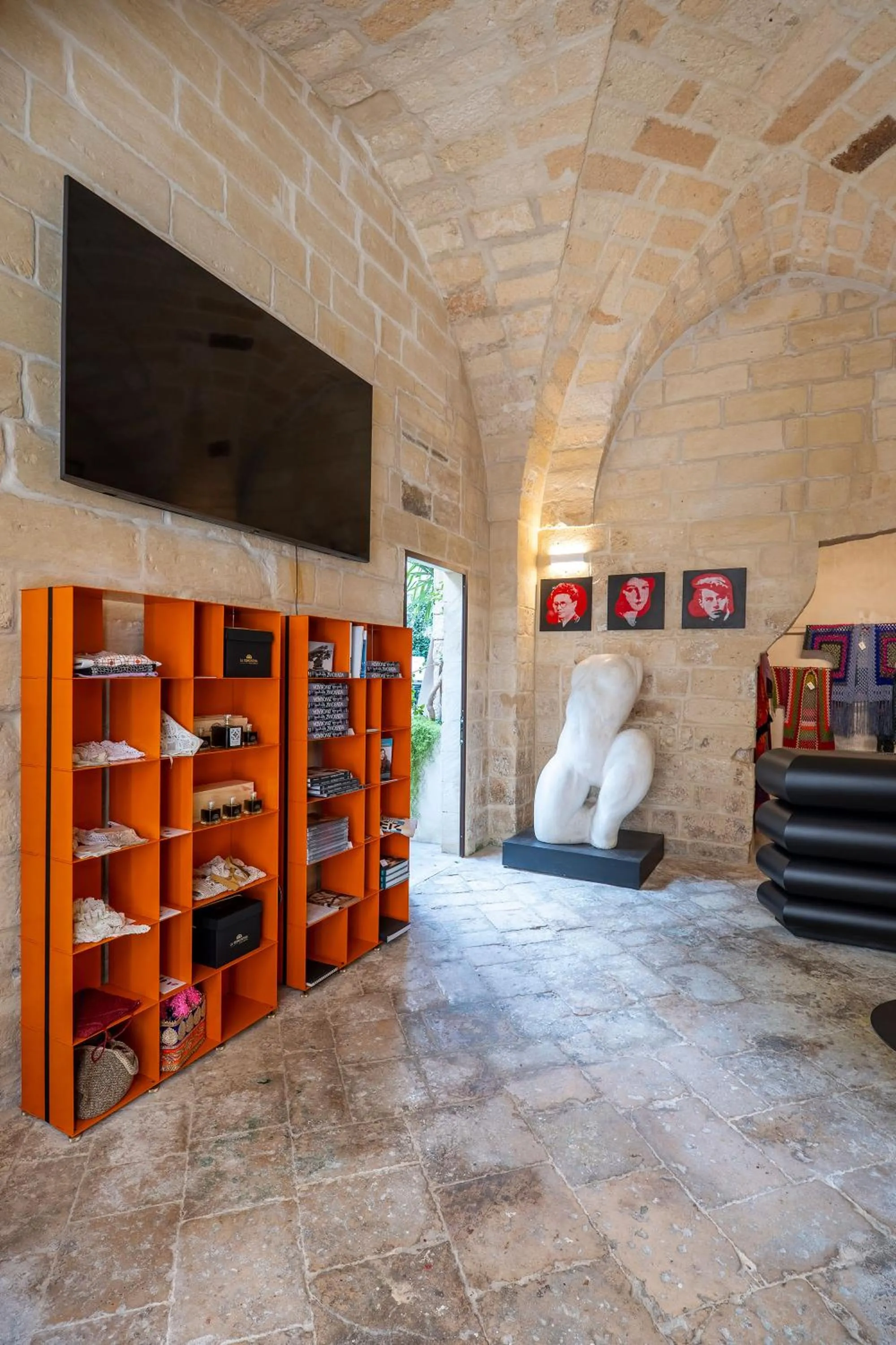 Area and facilities, Bed in Fiermonte Museum by La Fiermontina