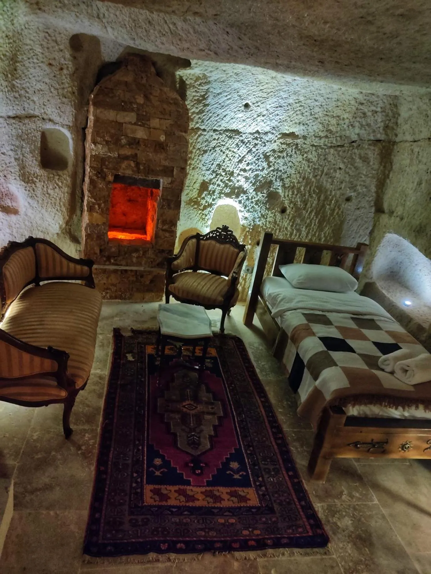 Lubberona Cave Cappadocia