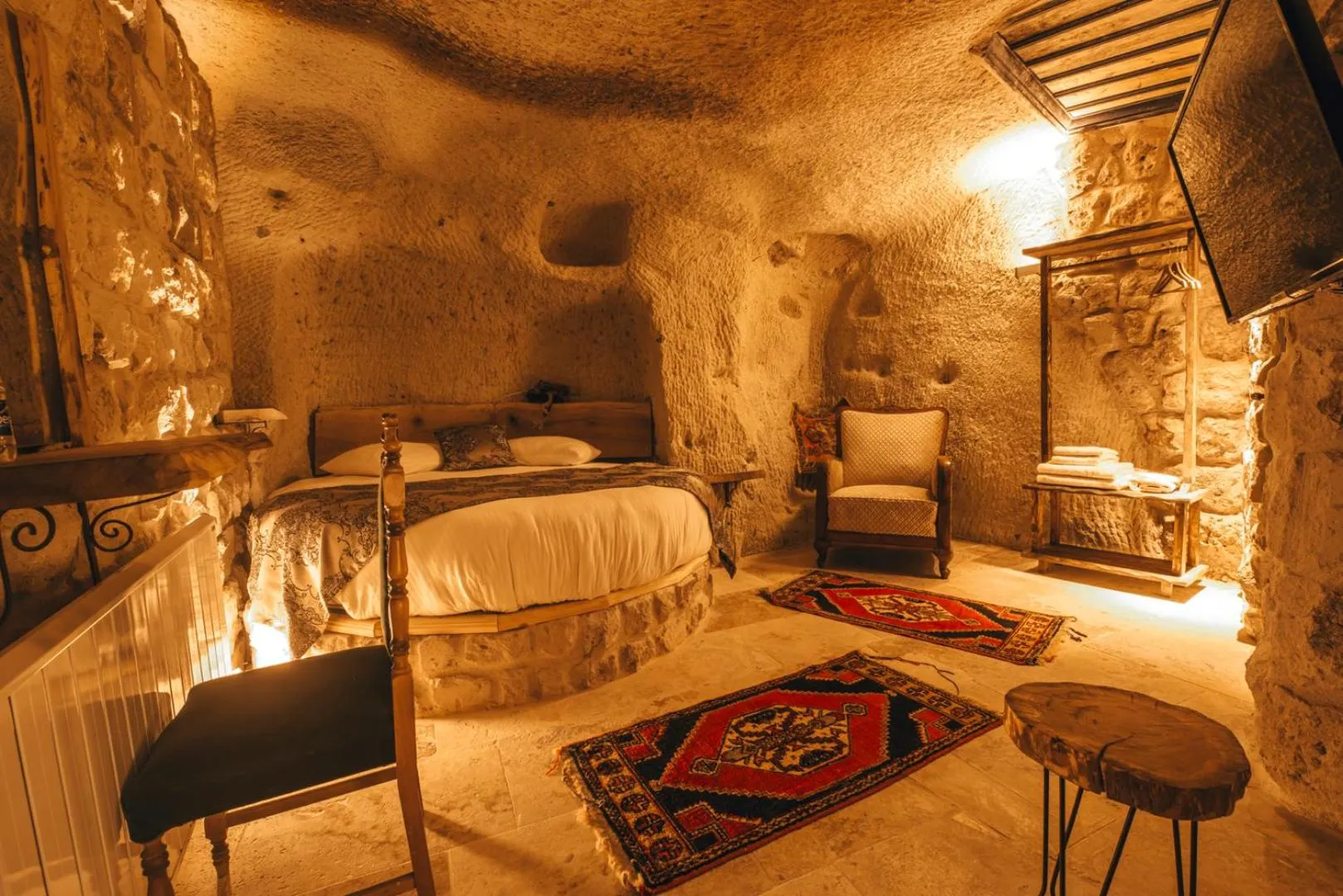 Bed in Lubberona Cave Cappadocia
