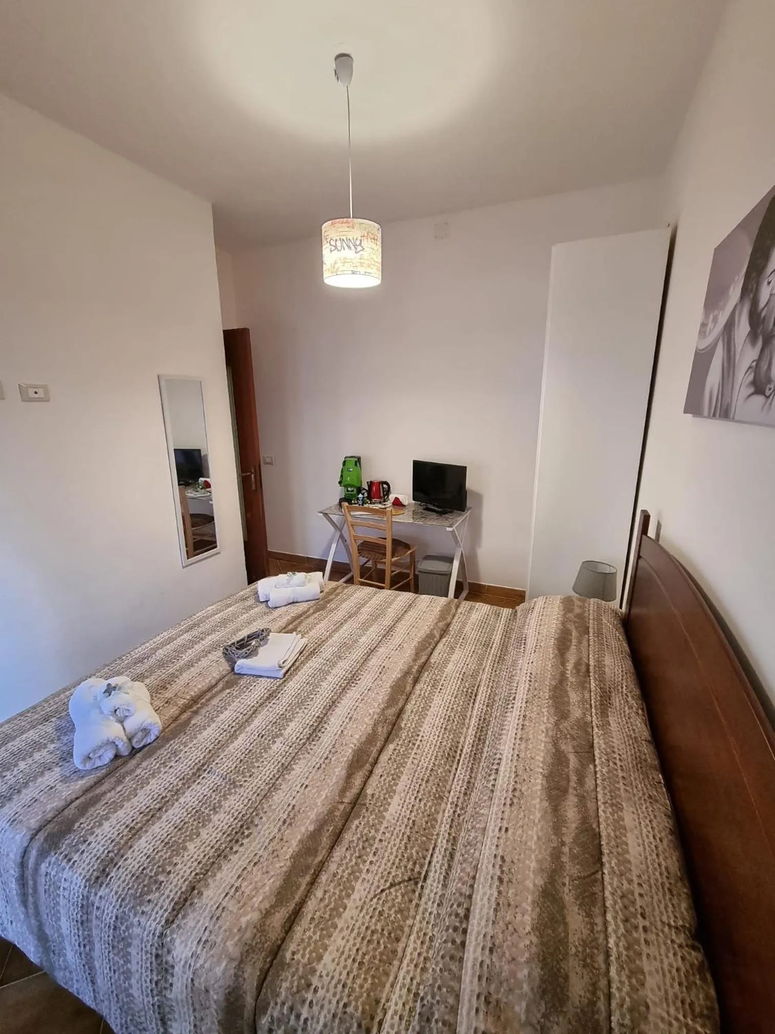 Bedroom, Bed in Le stanze di Aurora