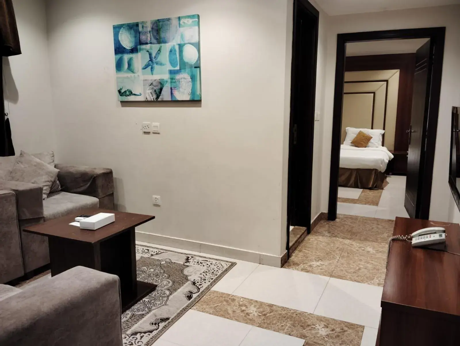 Bed in Hotelier Suites by Cantonal Bed in Hotelier Suites by Cantonal