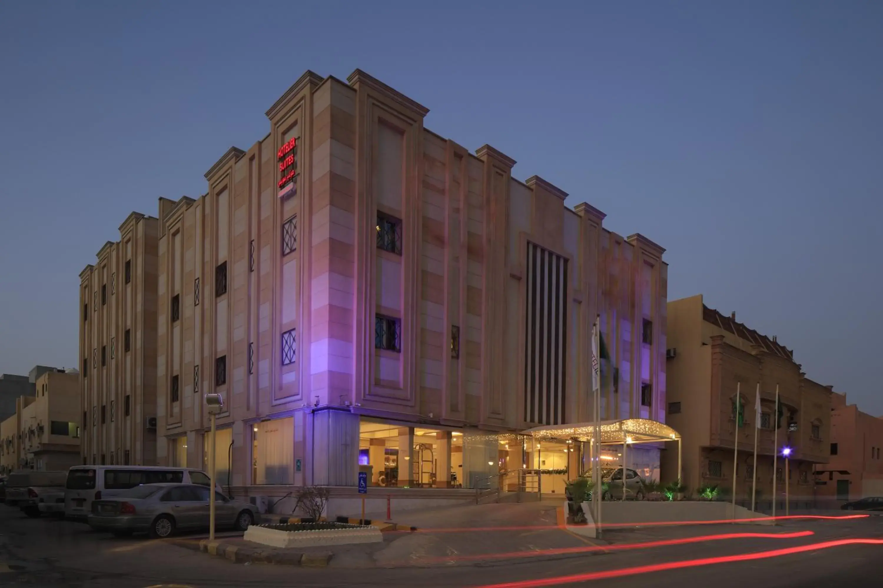 Property building in Hotelier Suites by Cantonal Property building in Hotelier Suites by Cantonal