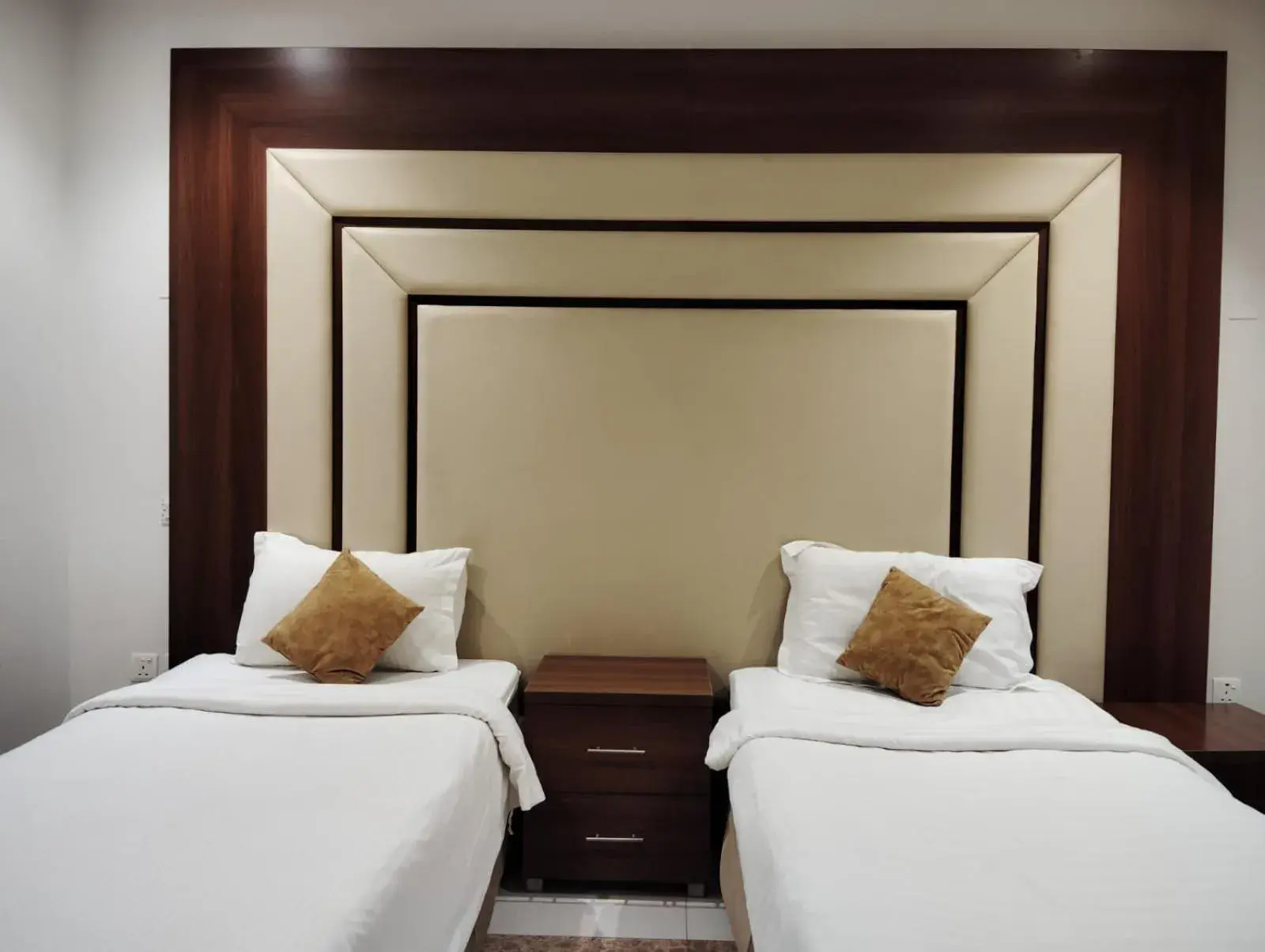 Bed in Hotelier Suites by Cantonal Bed in Hotelier Suites by Cantonal