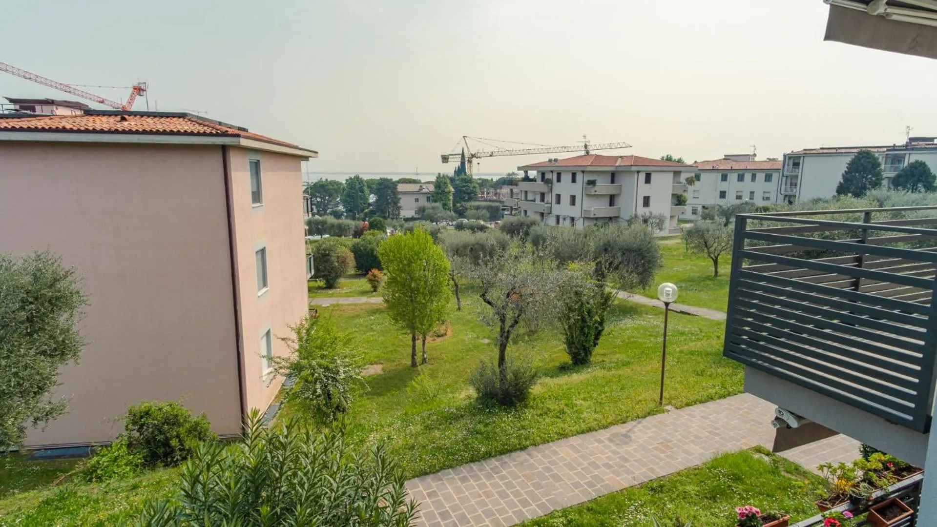 Natural landscape in Tra Cielo e Terra - Italian Homing