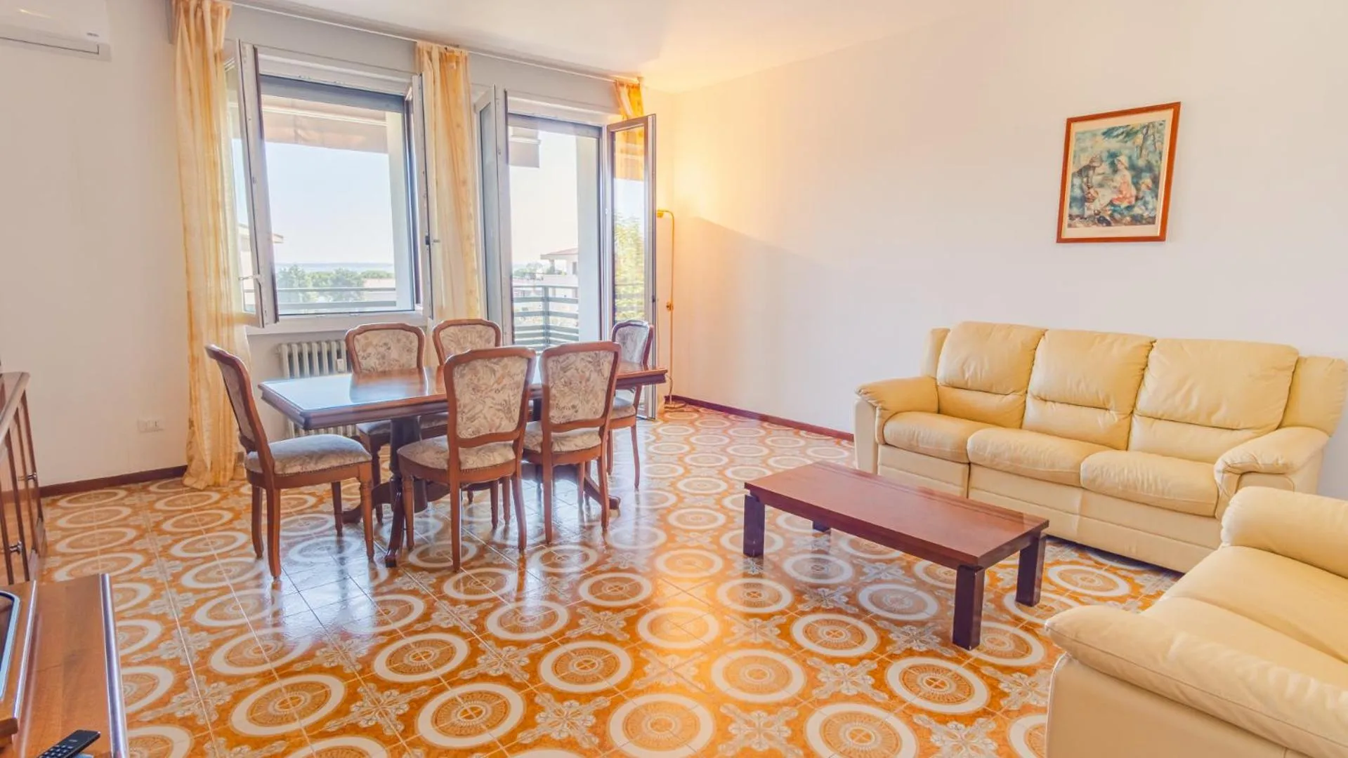 Living room in Tra Cielo e Terra - Italian Homing