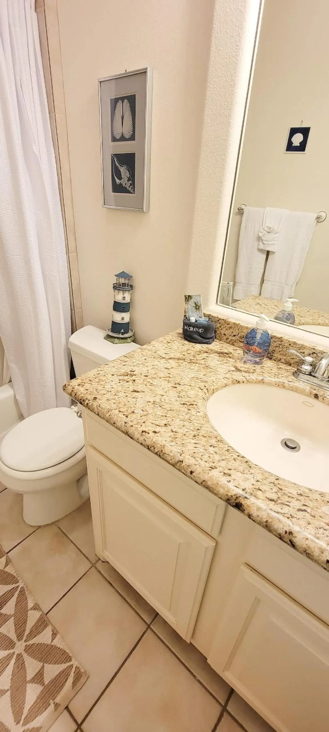 Bathroom in Beach & Palms condo
