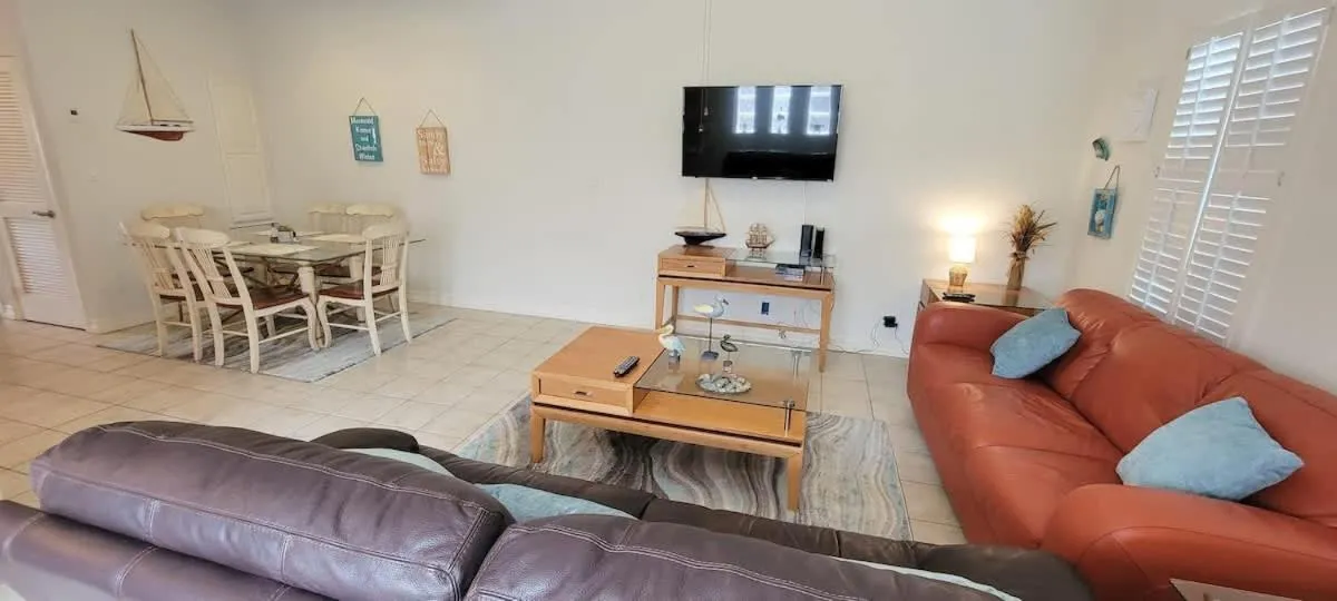 Living room in Beach & Palms condo
