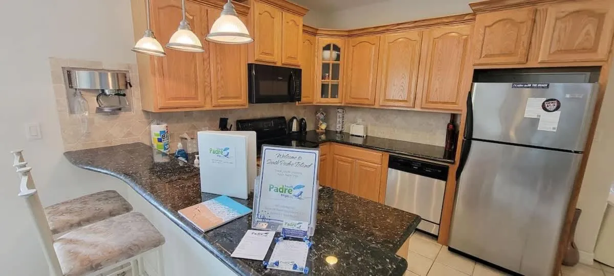 Kitchen or kitchenette in Beach & Palms condo