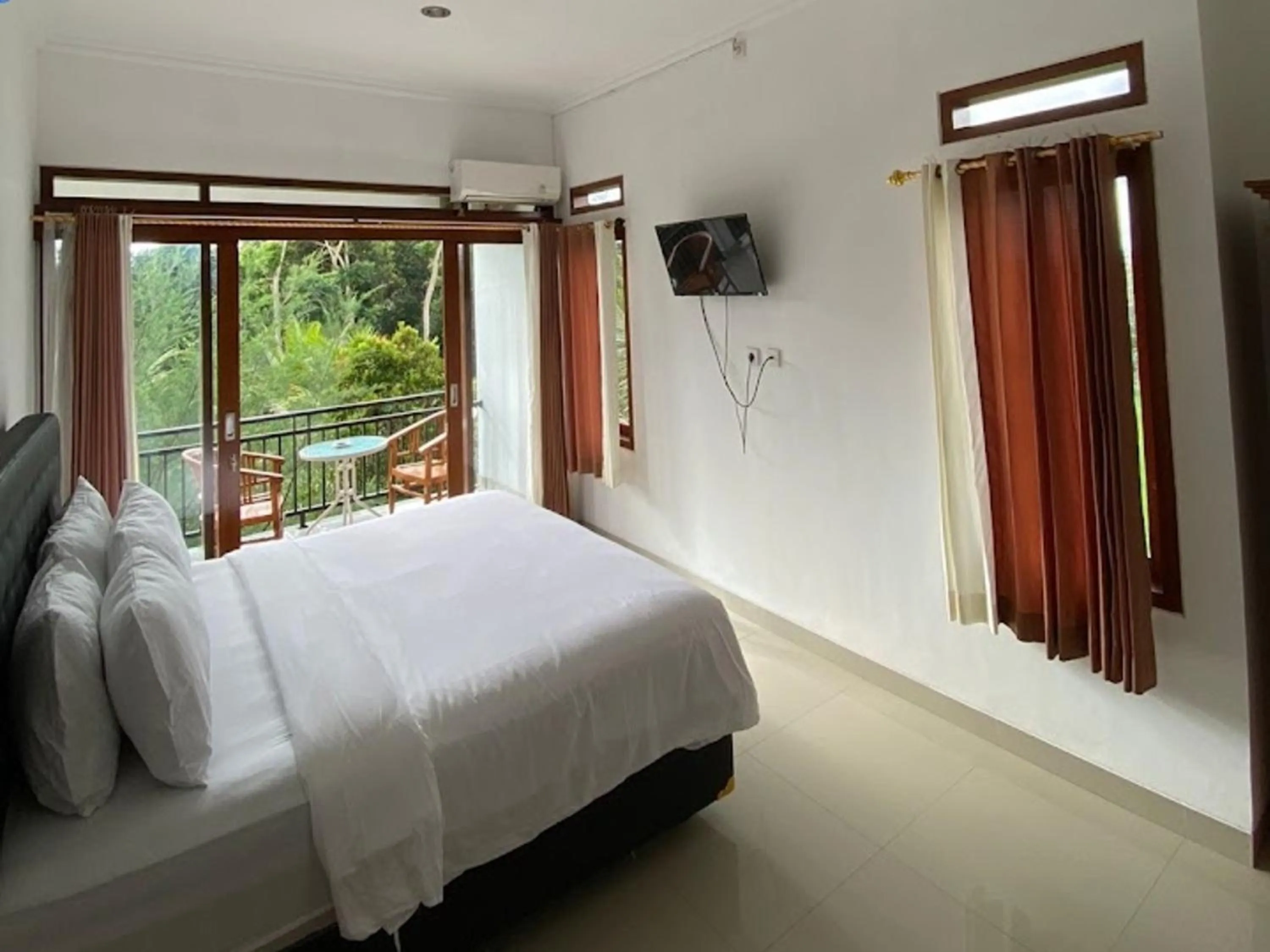 Photo of the whole room in Casa De Arya Ubud