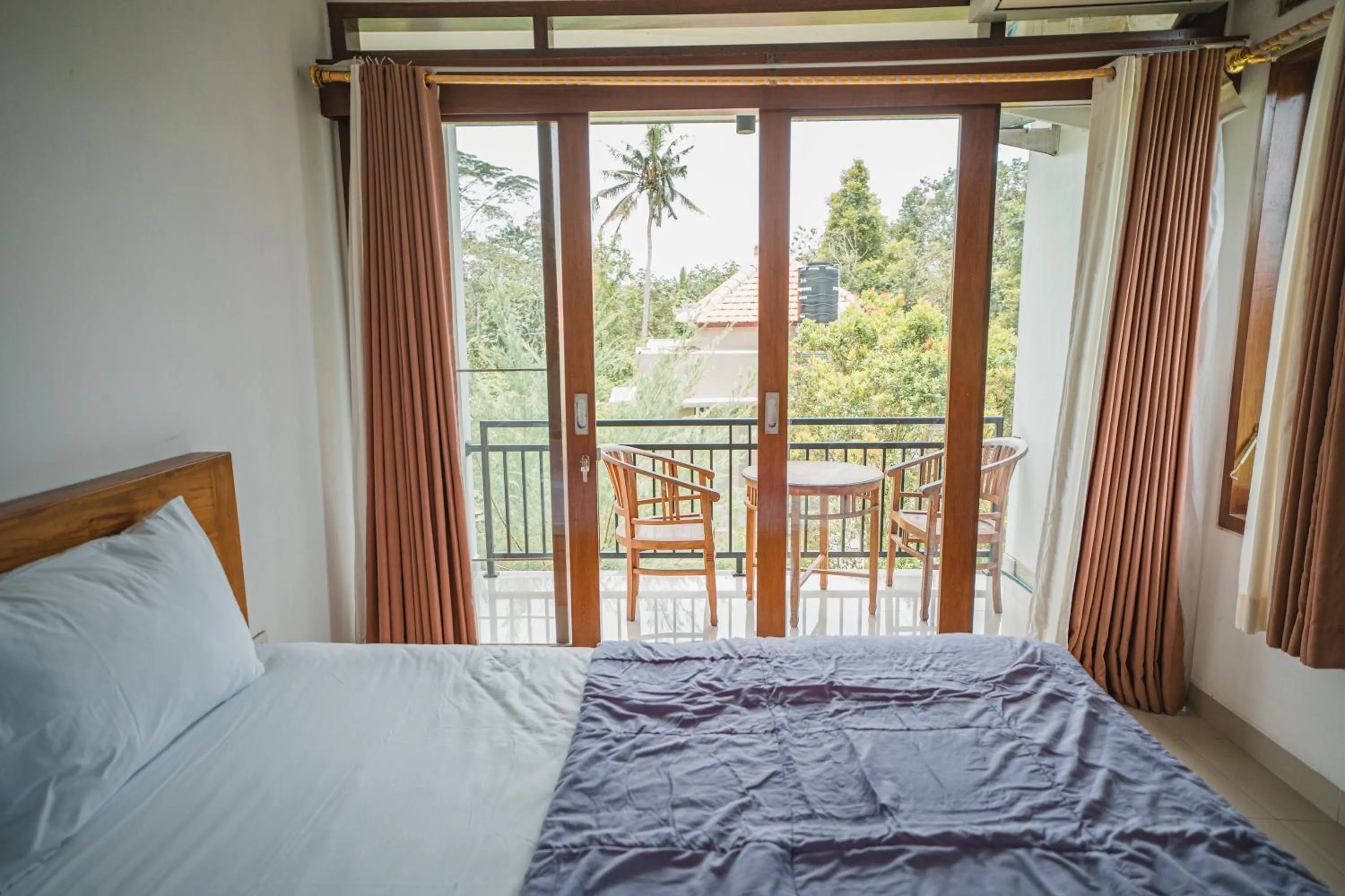 Bedroom, Bed in Casa De Arya Ubud