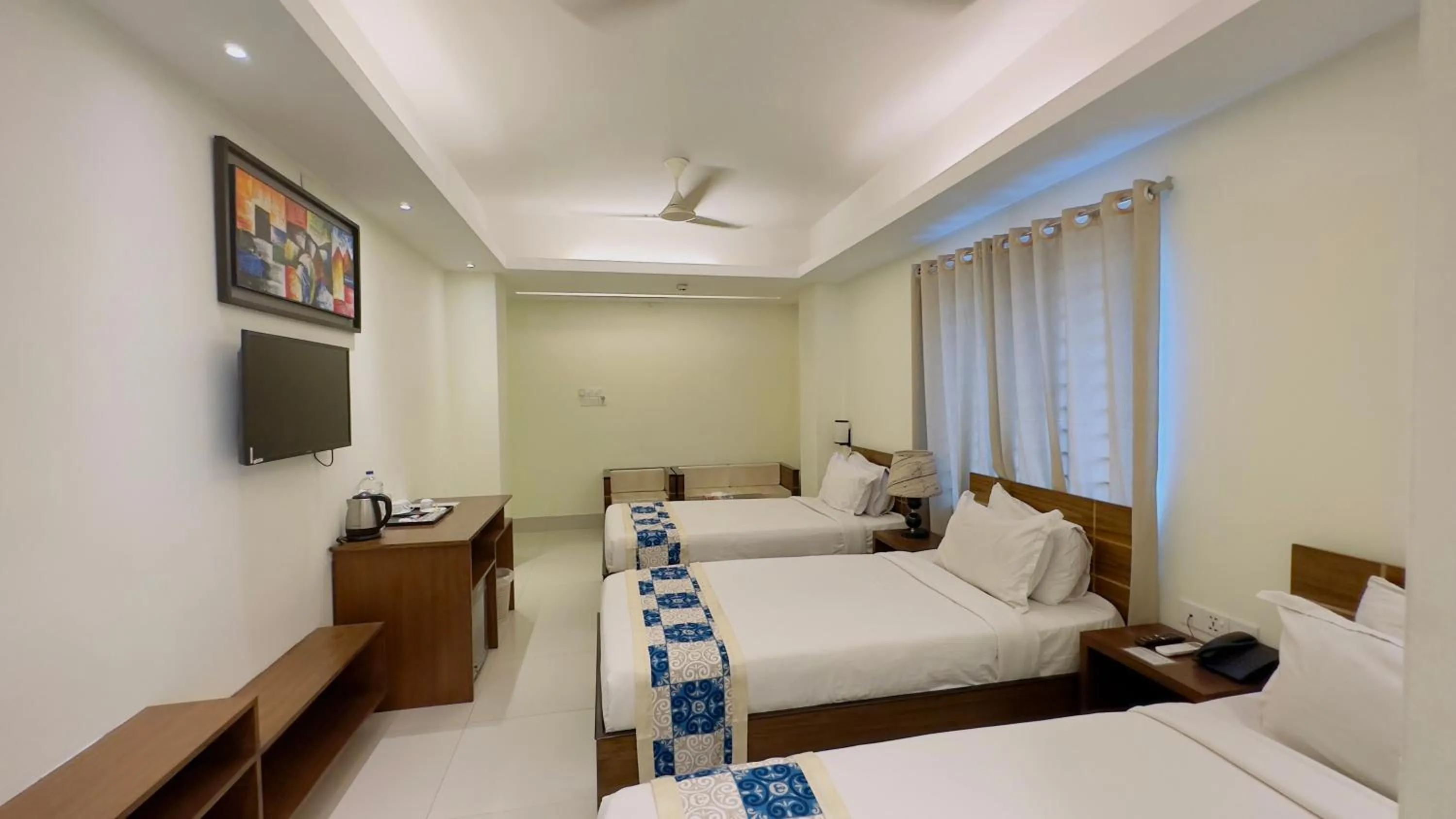 Comfort Triple Room in Hotel The Grand Hyatt Dhaka