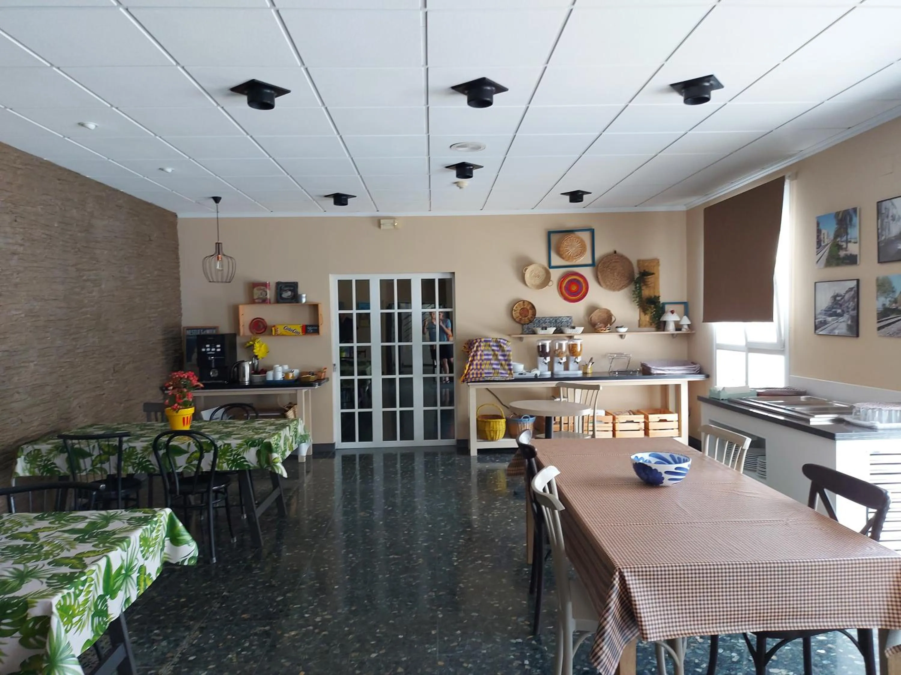 Lounge or bar in Hotel Mediterrani Express