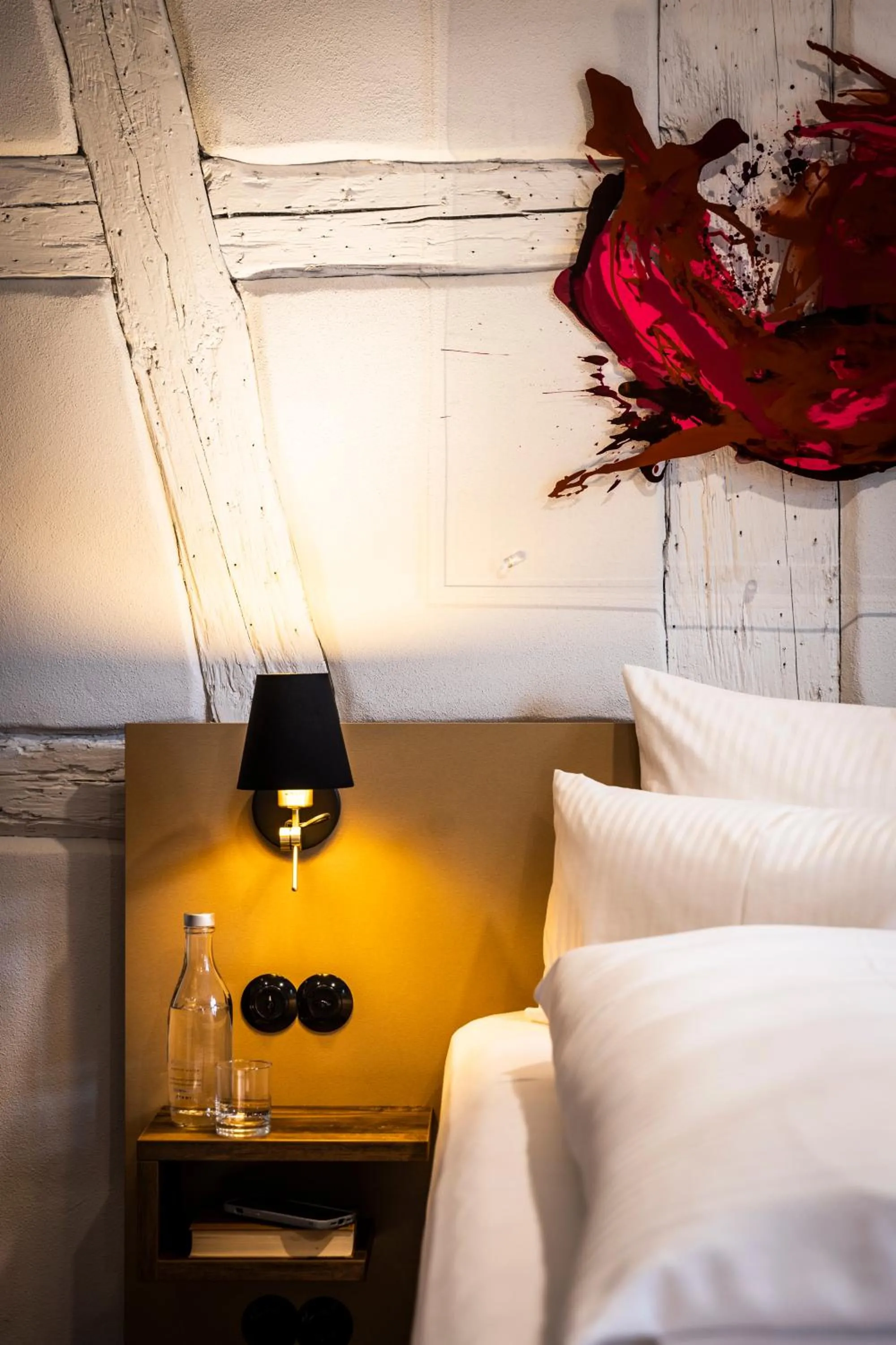 Bed in Das Goldschläger Boutique Hotel
