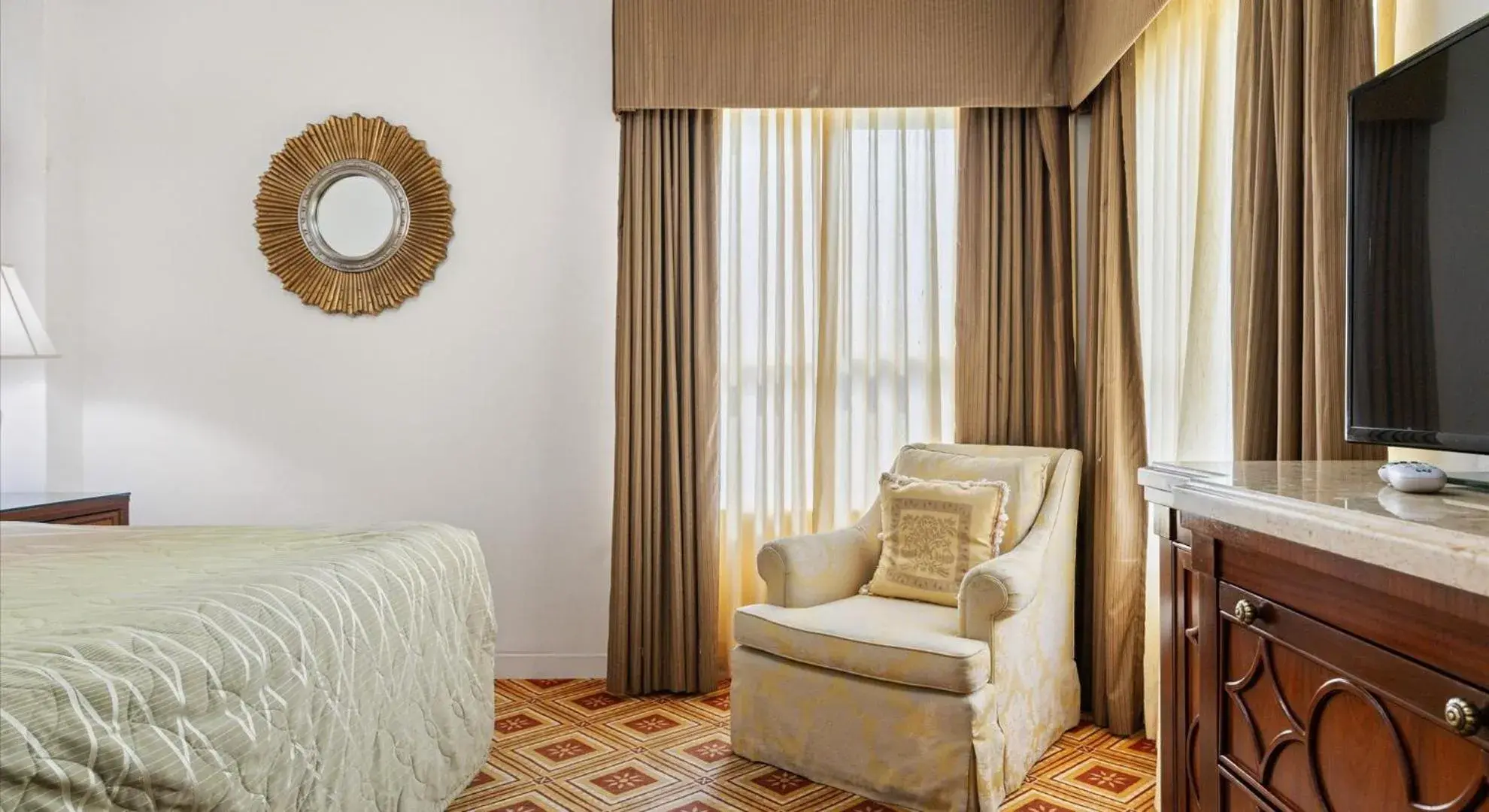 Bed in EMBASSY HOTEL Bed in EMBASSY HOTEL