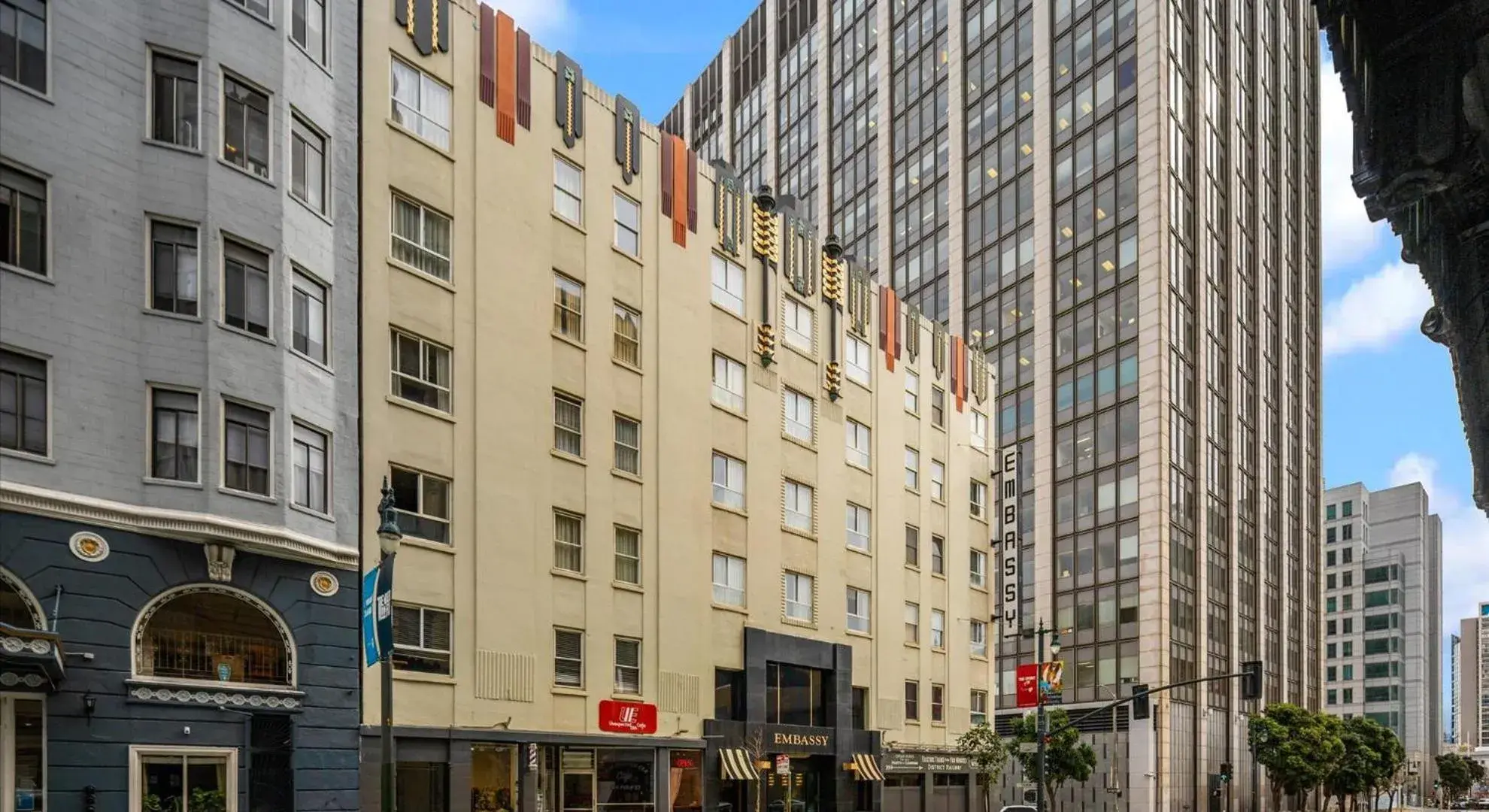 Property building in EMBASSY HOTEL Property building in EMBASSY HOTEL