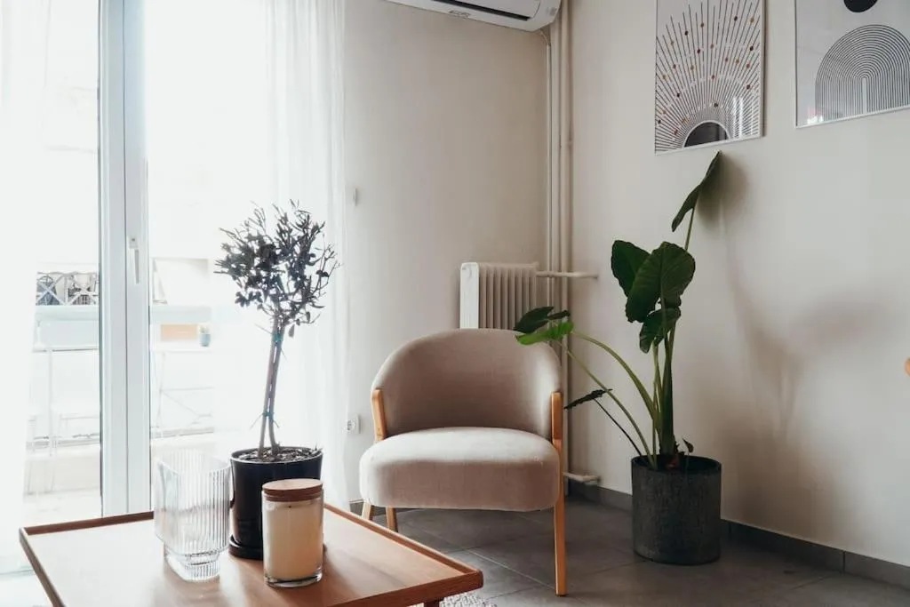 Charming Apartment in Keramikos