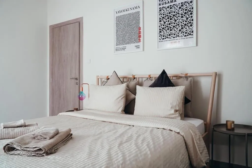 Bed in Charming Apartment in Keramikos