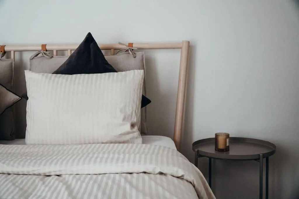 Bed in Charming Apartment in Keramikos