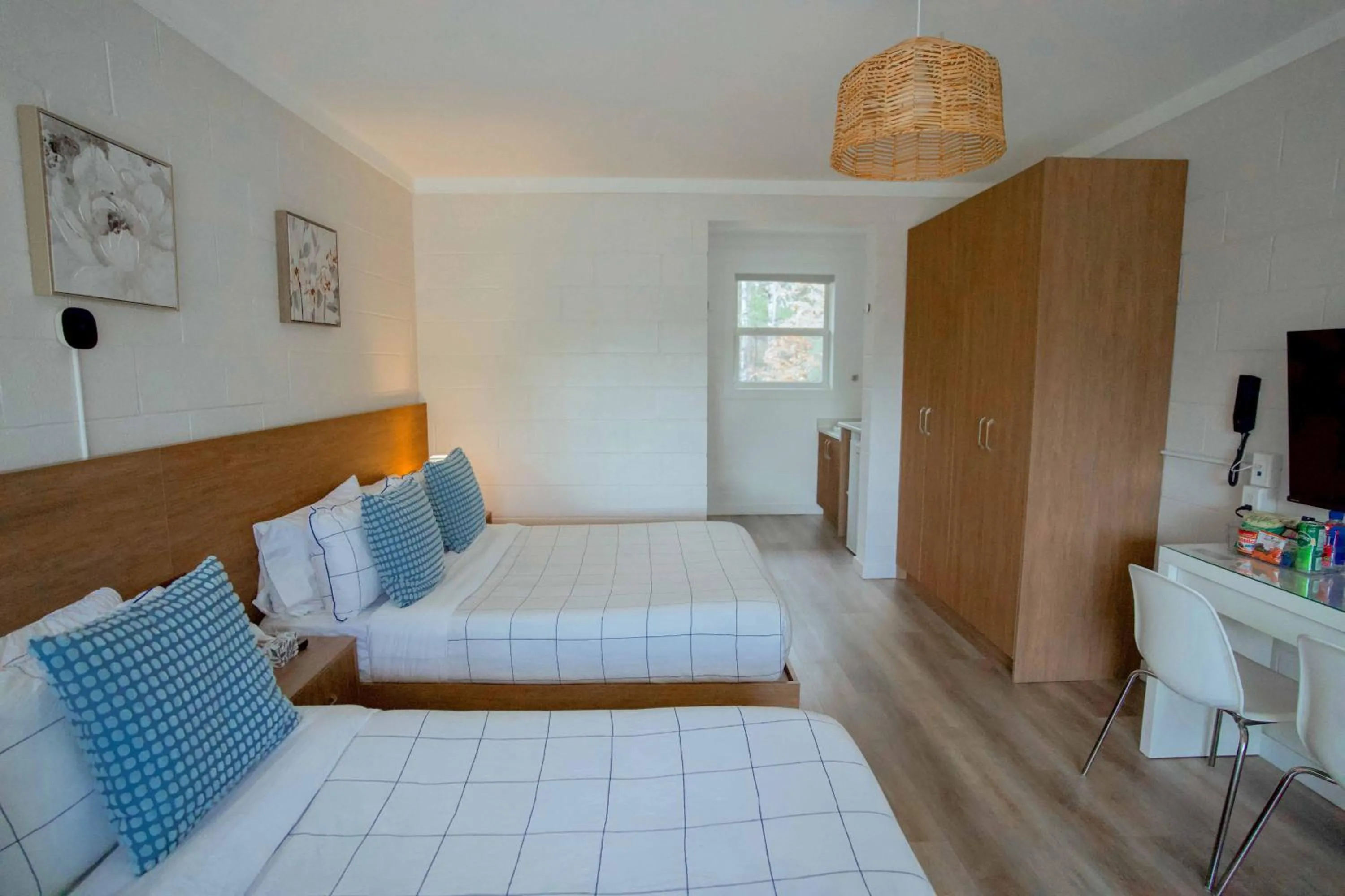 Bedroom, Bed in Stay Inn Muskoka