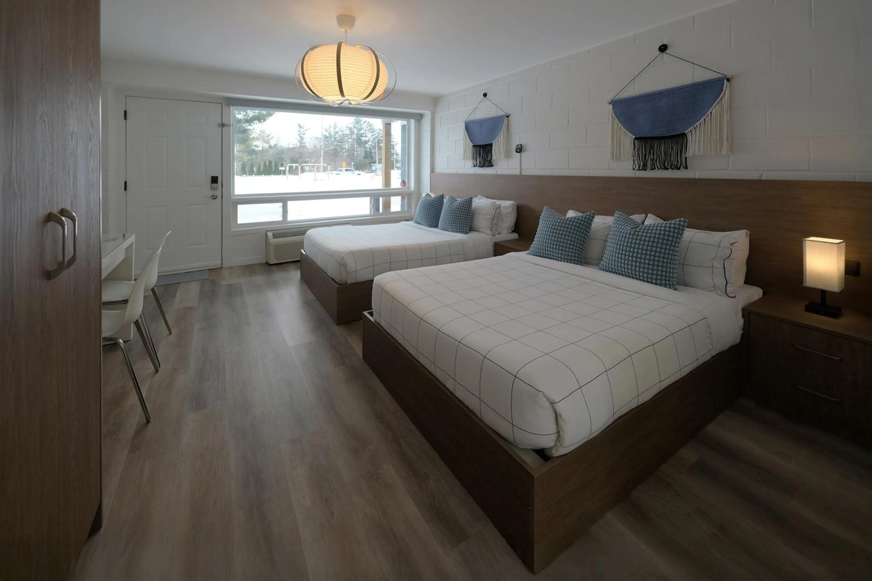 Bed in Stay Inn Muskoka