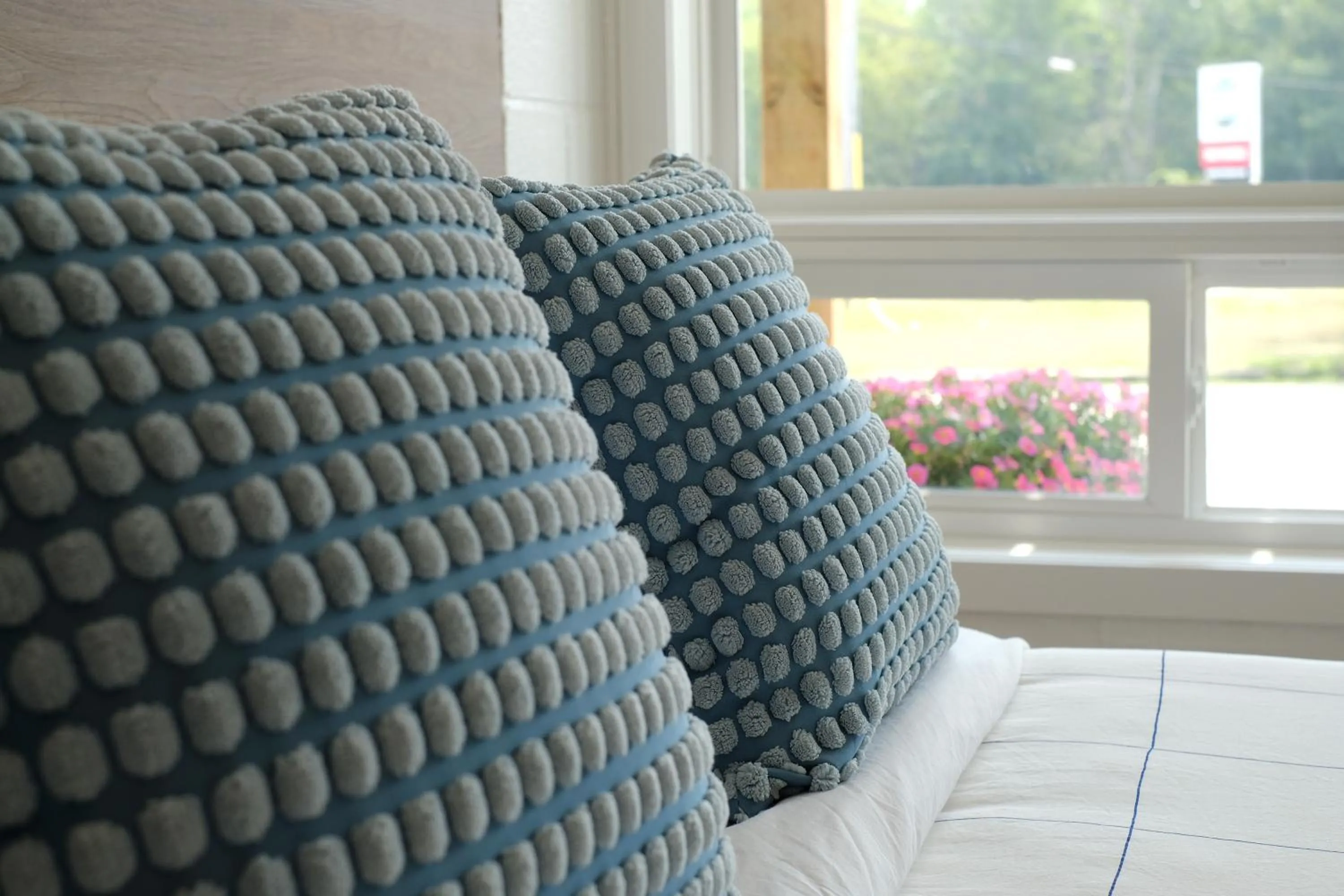 Bed in Stay Inn Muskoka