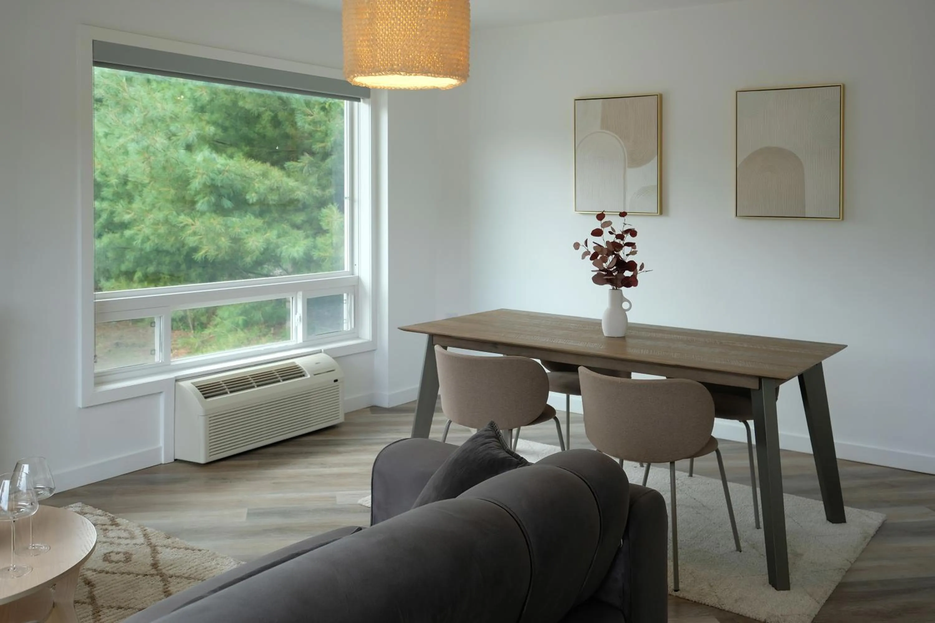 Living room in Stay Inn Muskoka