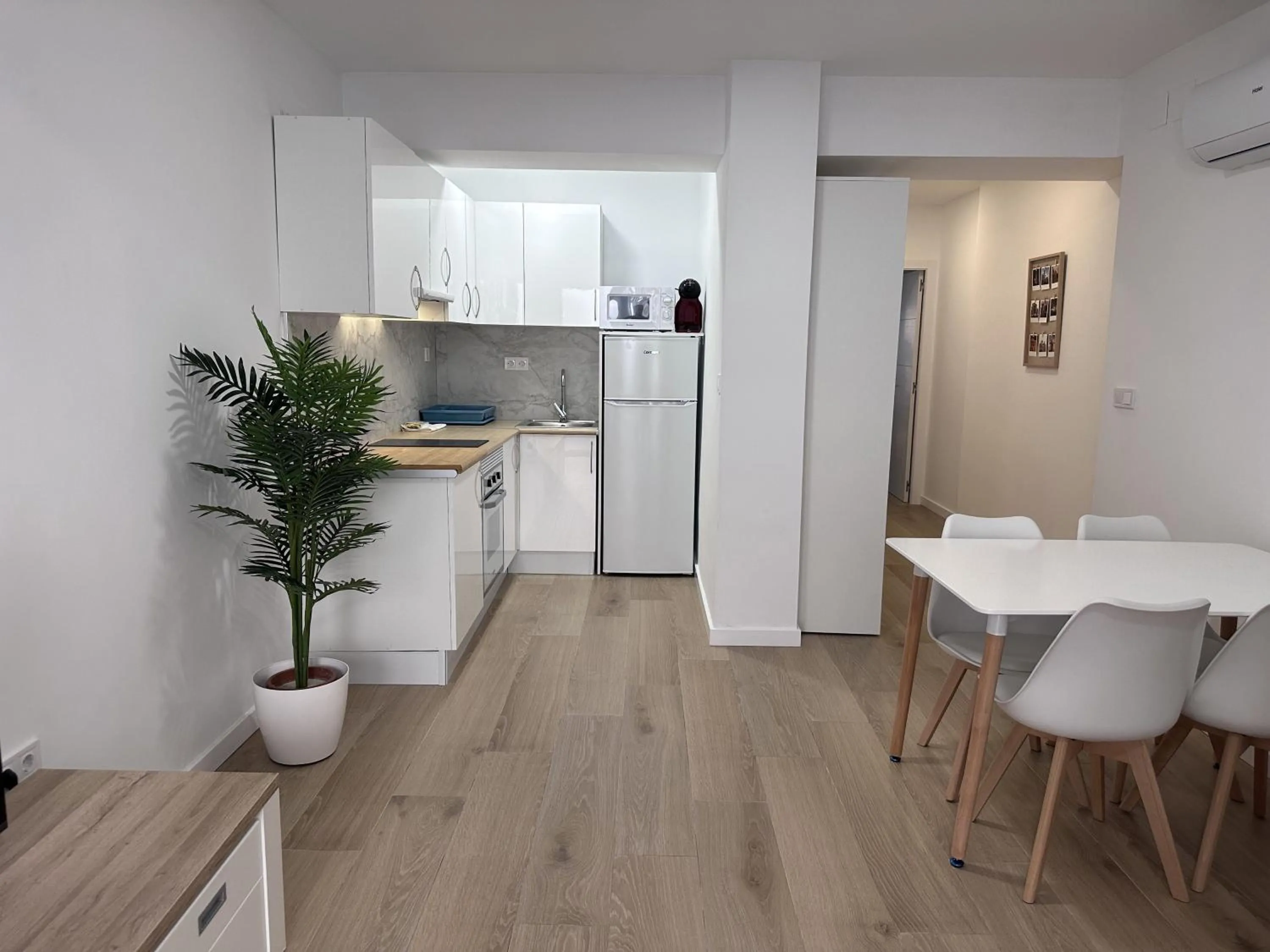 Valencia Rooms & Apartments A y B