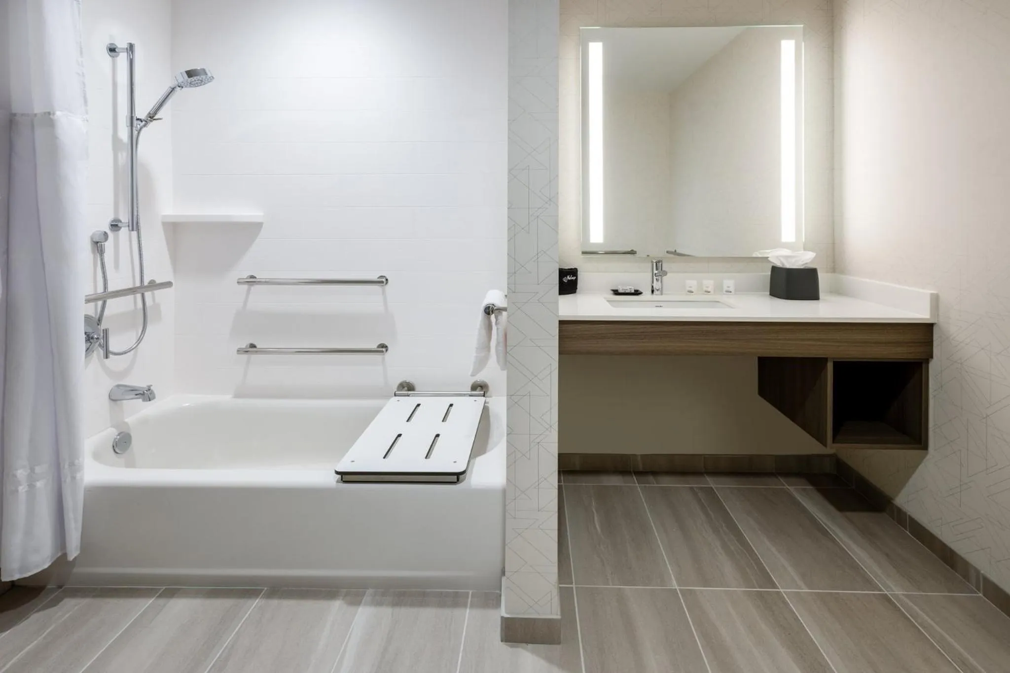 Photo of the whole room in Holiday Inn Express & Suites Benson by IHG