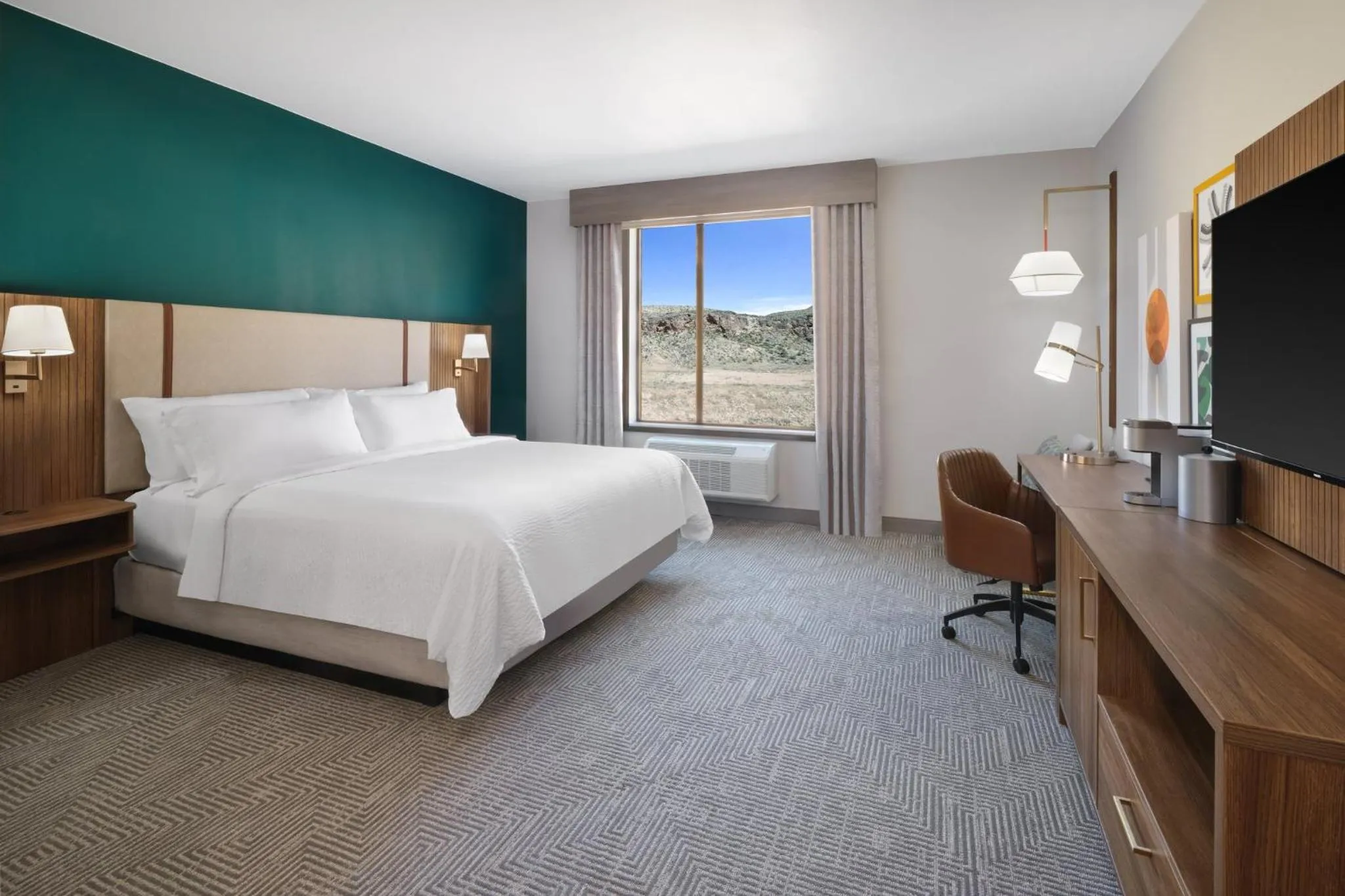 Photo of the whole room, Bed in Holiday Inn La Verkin - Zion Park by IHG