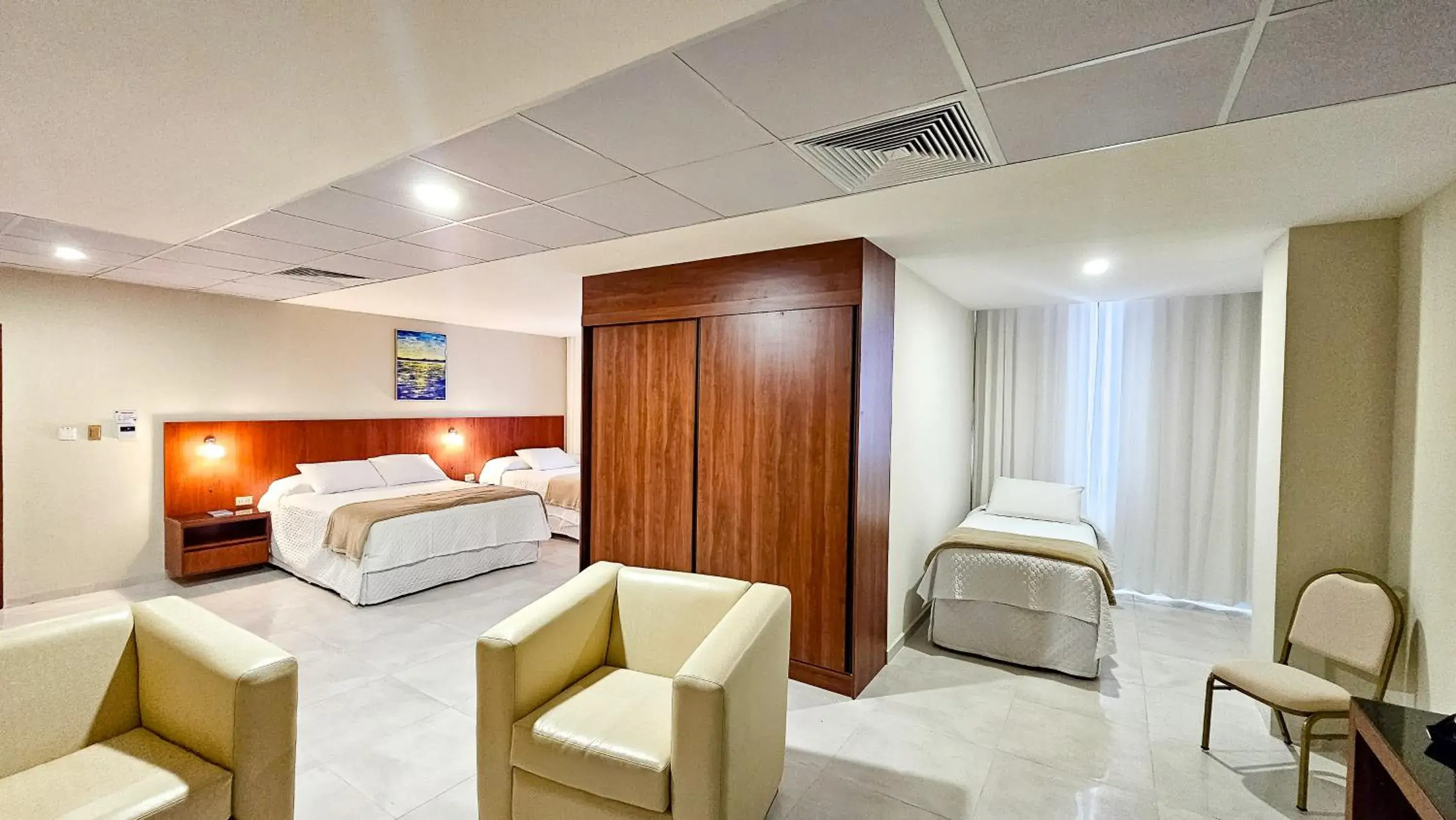 Triple Room in Hotel Maywa Triple Room in Hotel Maywa