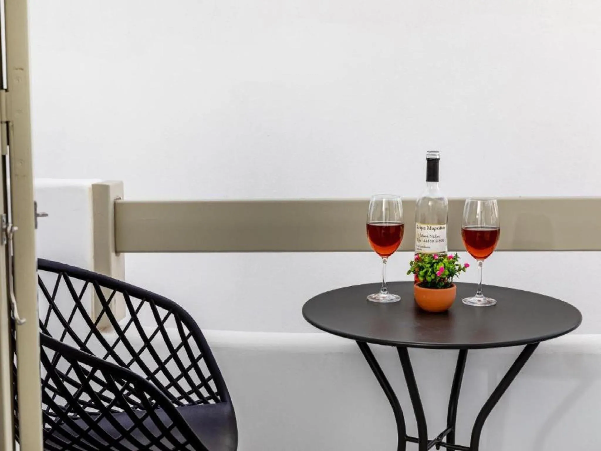 Superb Naxos Apartment Grand Suite In The Heart Of Town Balcony