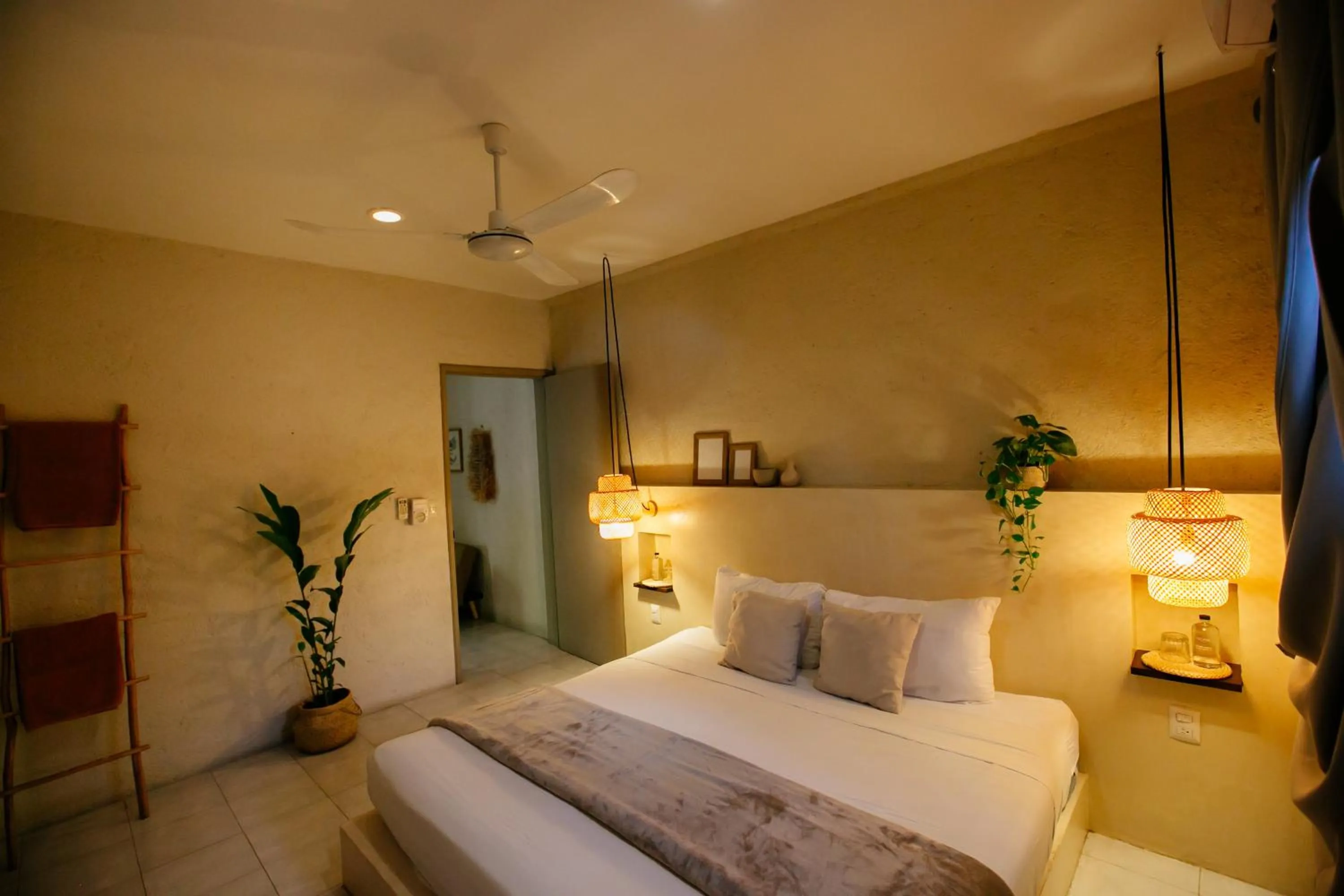 Bedroom, Bed in Hotel Noah Tulum