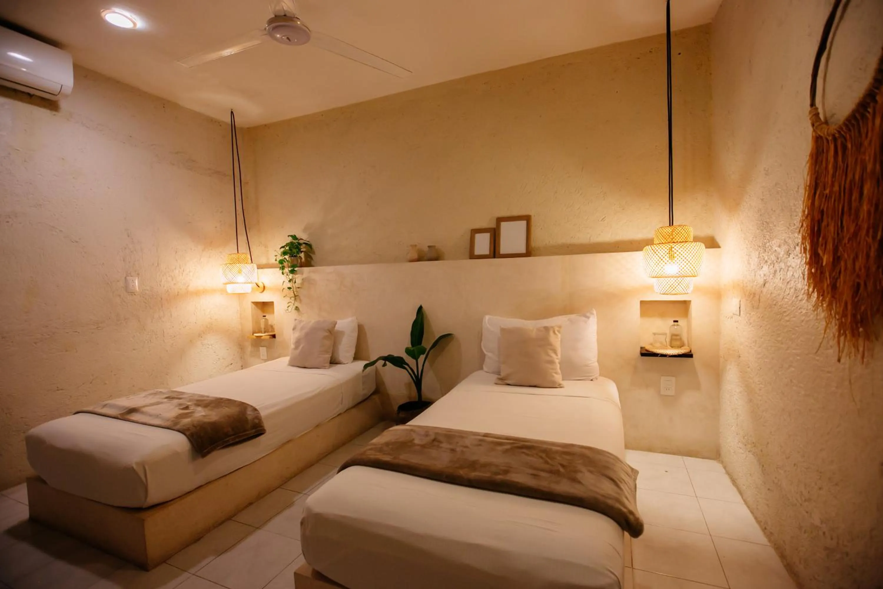 Bedroom, Bed in Hotel Noah Tulum