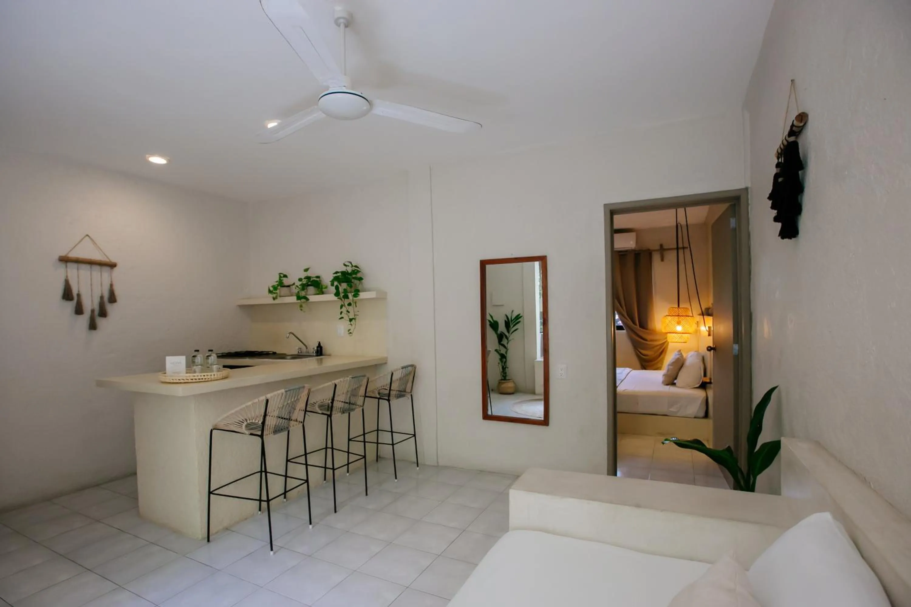 Photo of the whole room, Bed in Hotel Noah Tulum