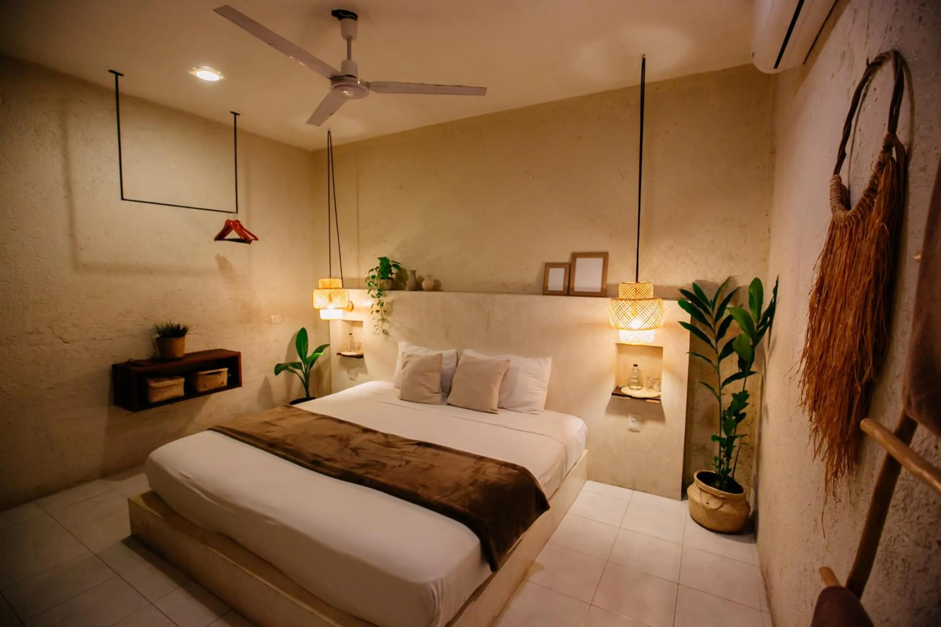 Photo of the whole room, Bed in Hotel Noah Tulum