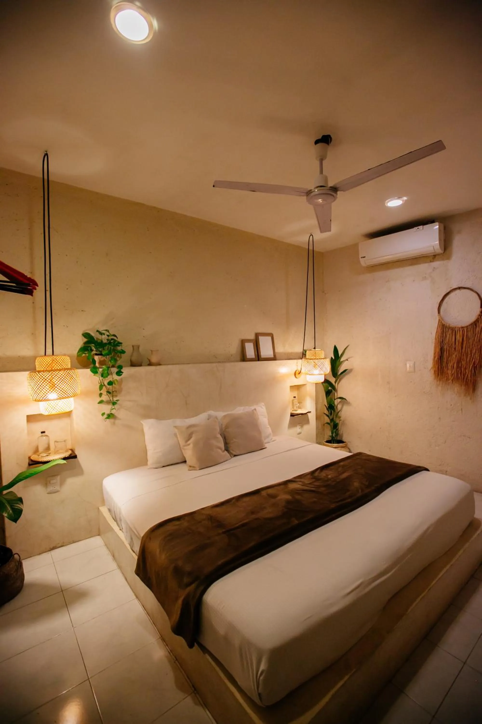 Photo of the whole room, Bed in Hotel Noah Tulum