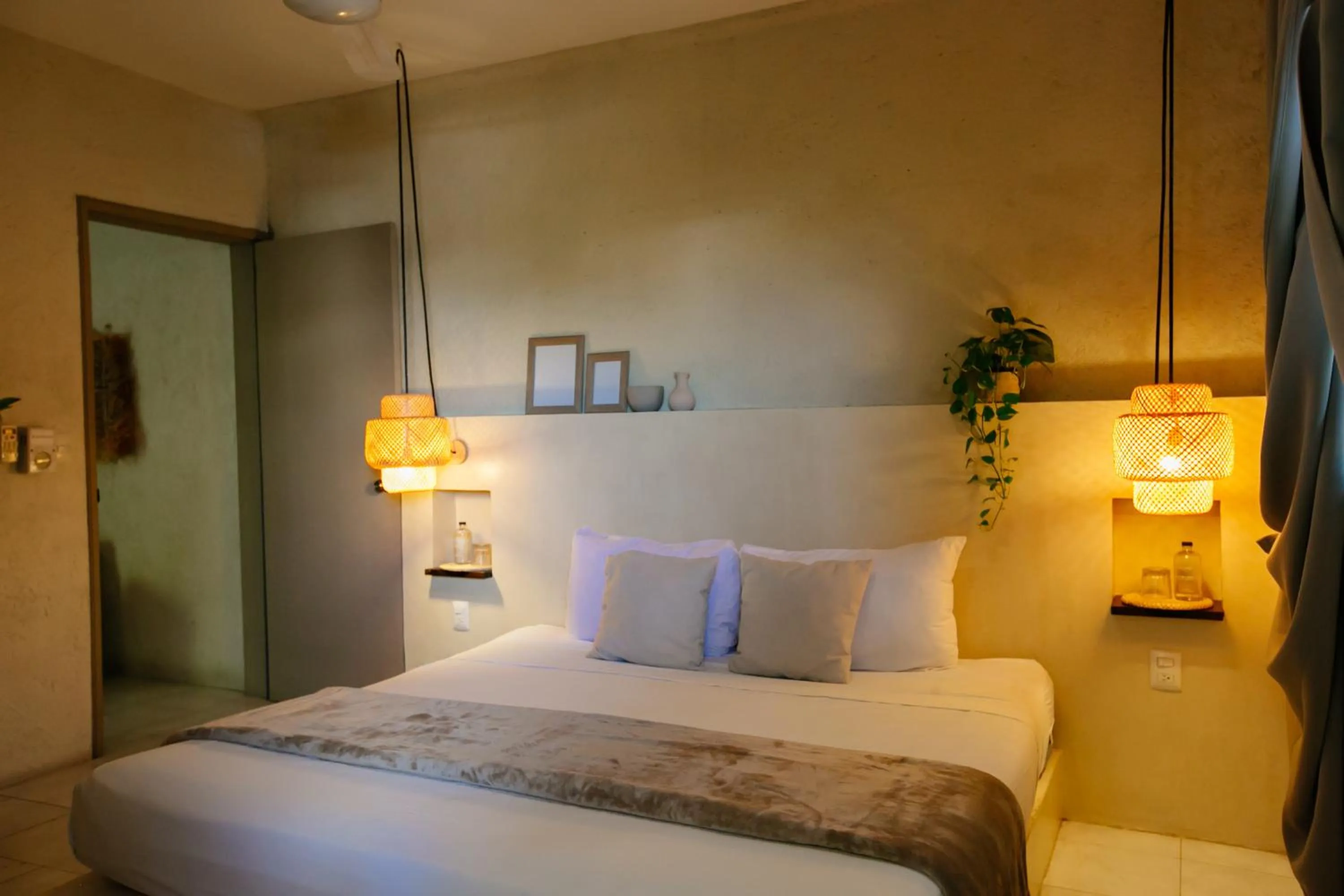 Bedroom, Bed in Hotel Noah Tulum