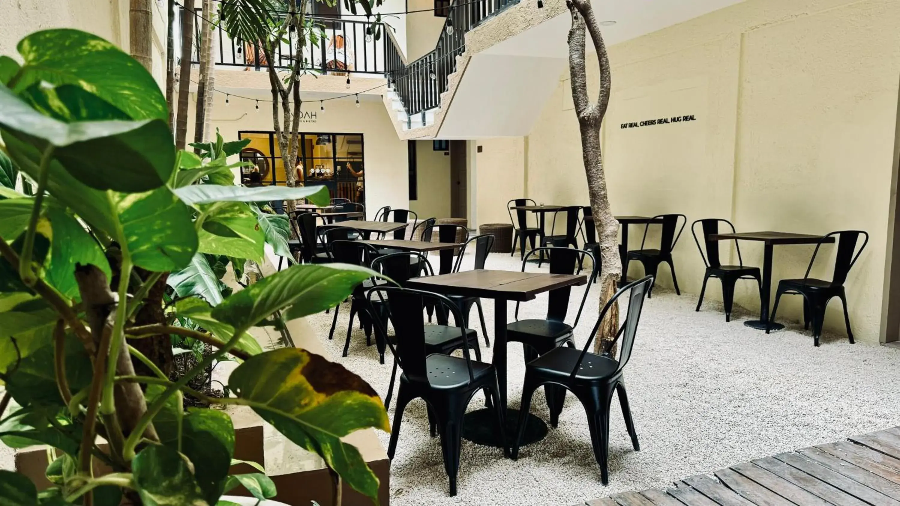 Restaurant/places to eat in Hotel Noah Tulum Restaurant/places to eat in Hotel Noah Tulum
