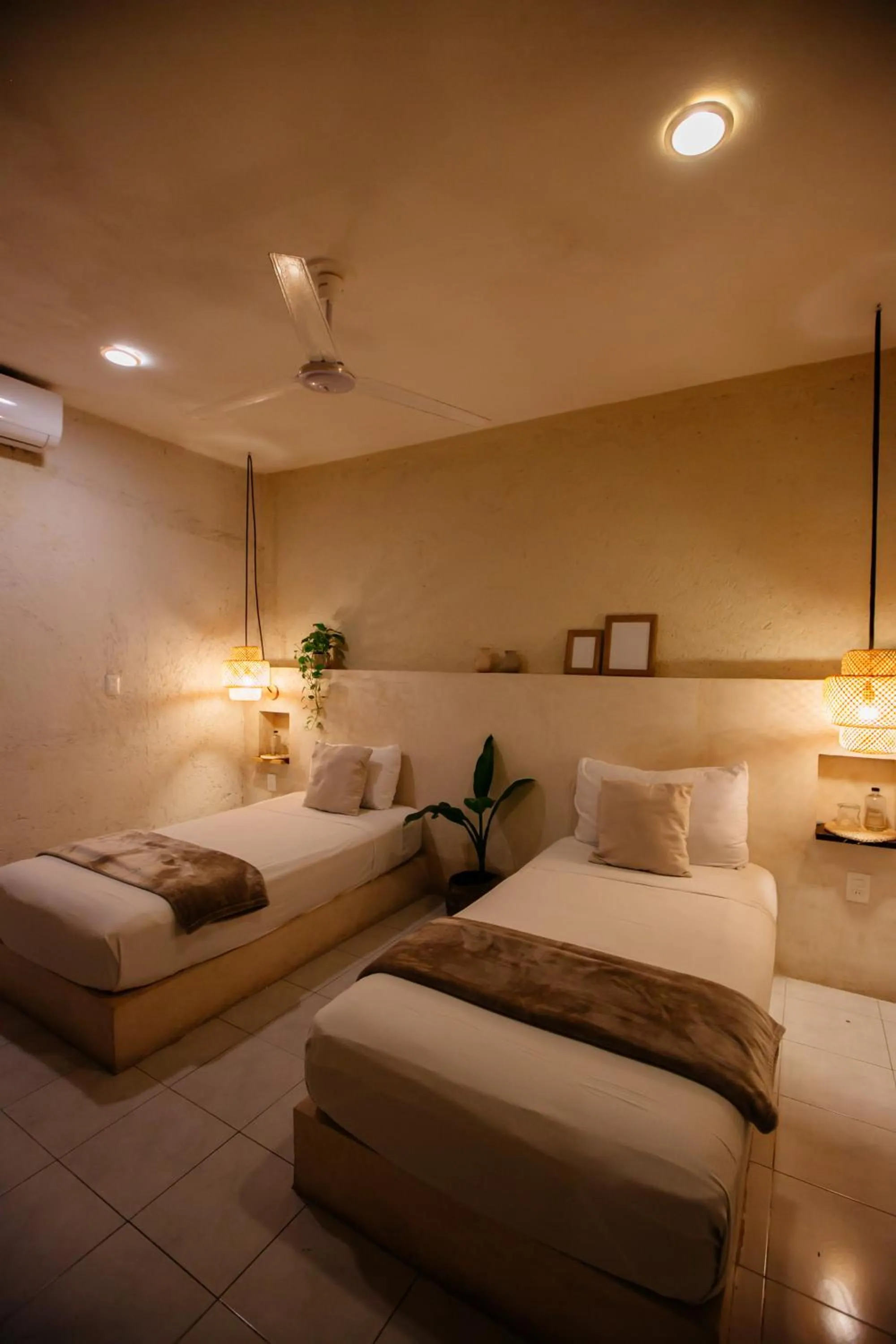 Photo of the whole room, Bed in Hotel Noah Tulum